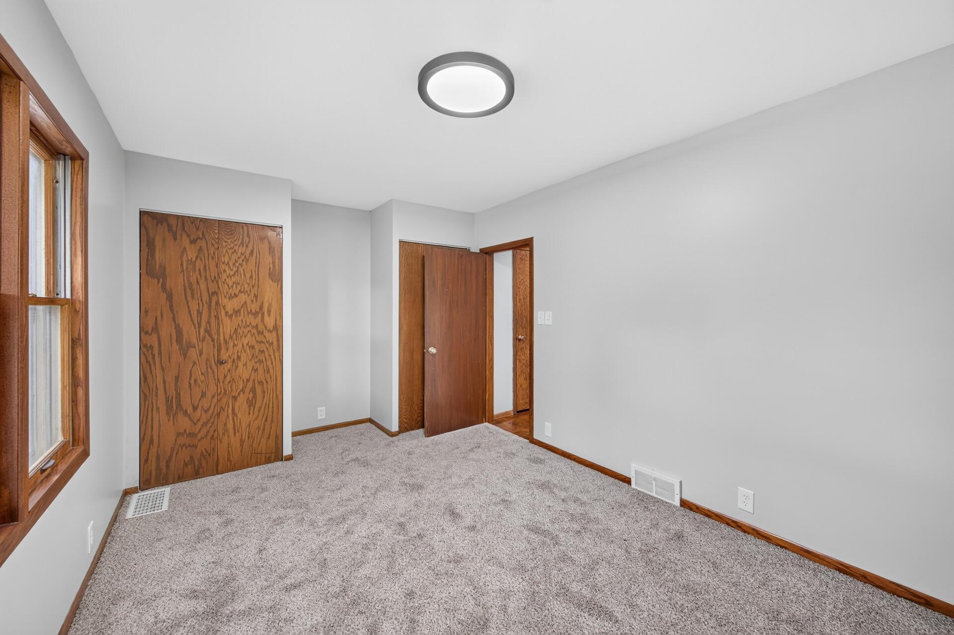 View of Residential at 2631 5th Avenue, North Saint Paul MN 55109, North Saint Paul (13 of 30) - Mike Wilen | Minnesota Team Real Estate