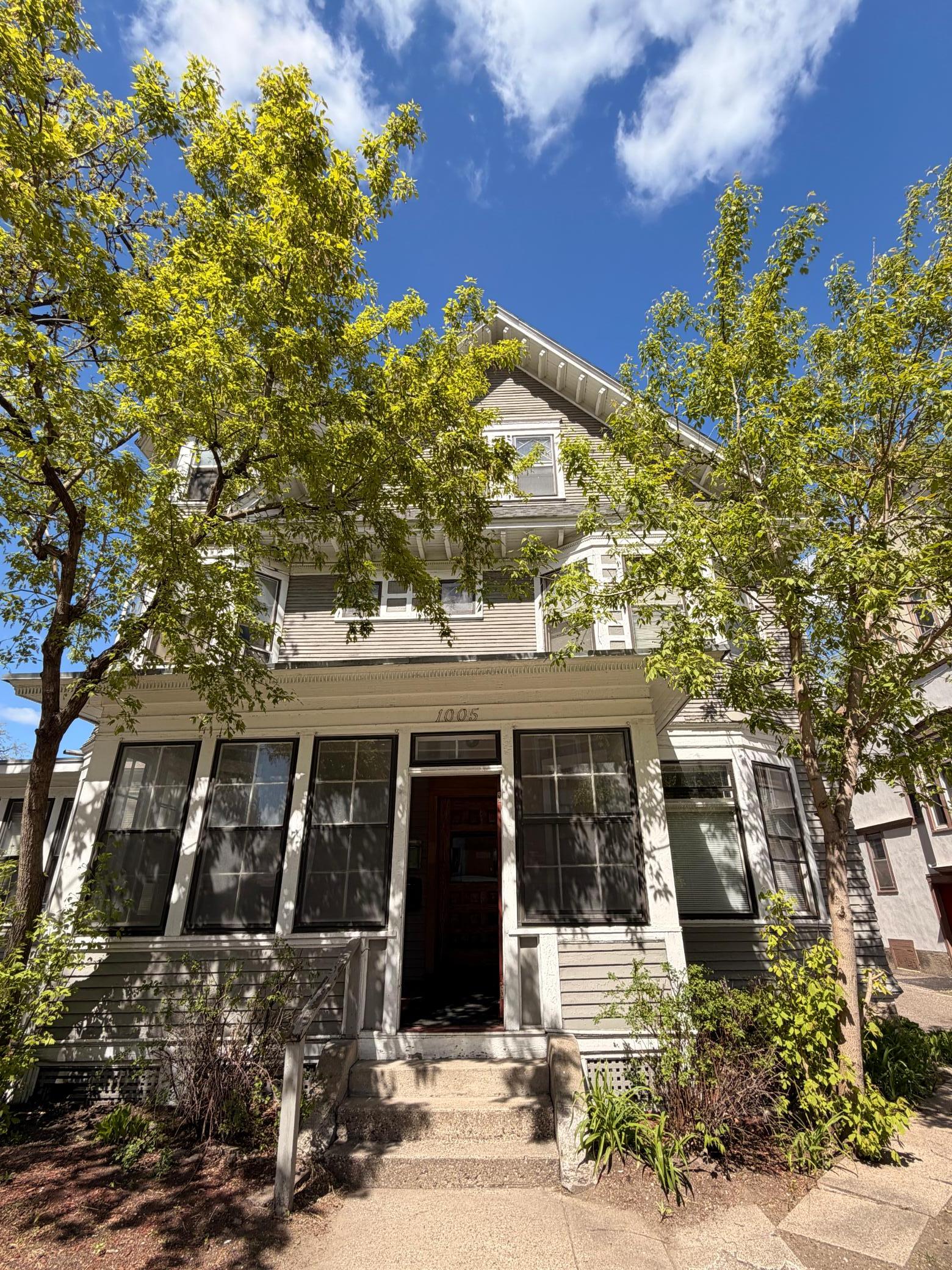 View of Apartments/Multi Family at 1005 University Avenue, Minneapolis - Mike Wilen | Minnesota Team Real Estate