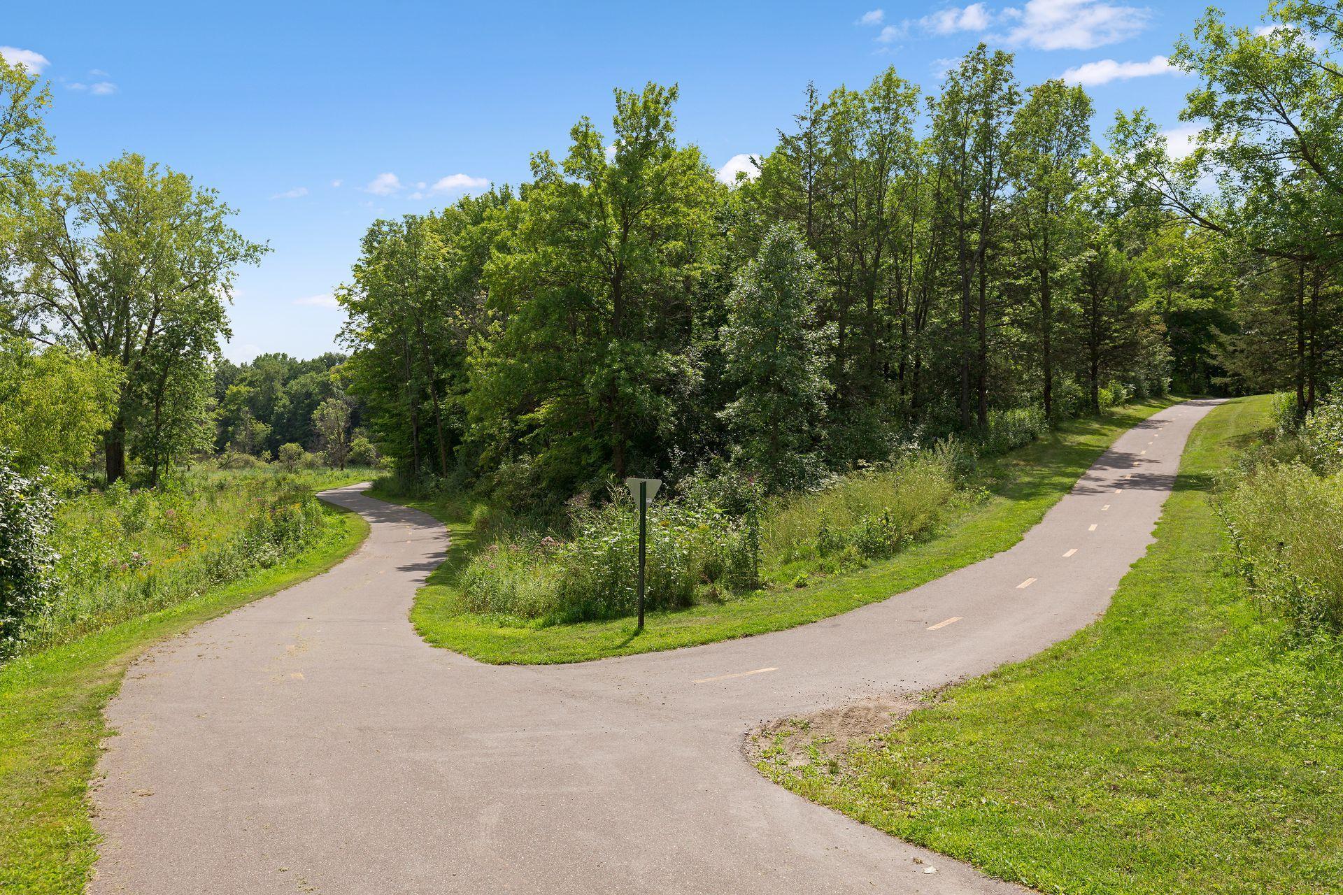 View of Residential at 15302 60th Avenue, Plymouth MN 55446, Plymouth (28 of 31) - Mike Wilen | Minnesota Team Real Estate