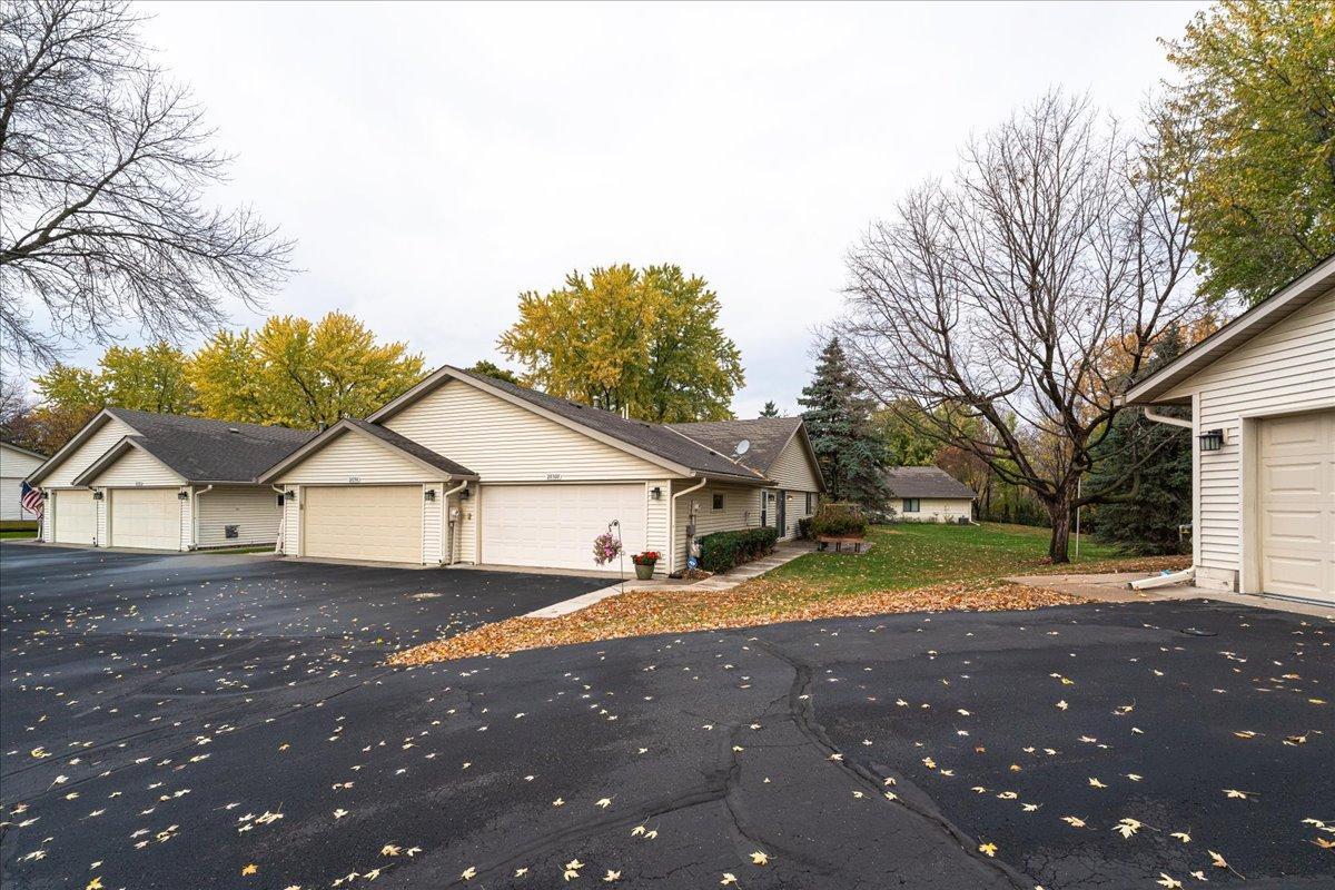 View of Residential at 20300 Hunter Court, Lakeville MN 55044, Lakeville (35 of 35) - Mike Wilen | Minnesota Team Real Estate
