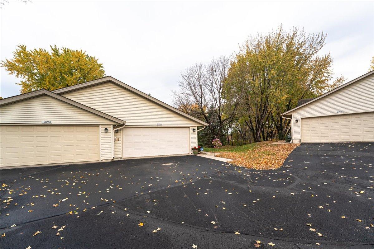 View of Residential at 20300 Hunter Court, Lakeville MN 55044, Lakeville (34 of 35) - Mike Wilen | Minnesota Team Real Estate