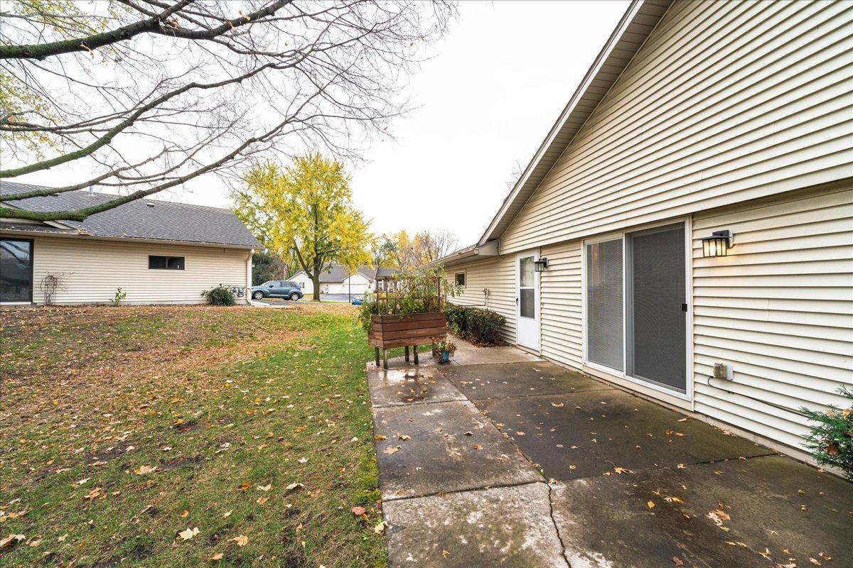 View of Residential at 20300 Hunter Court, Lakeville MN 55044, Lakeville (31 of 35) - Mike Wilen | Minnesota Team Real Estate