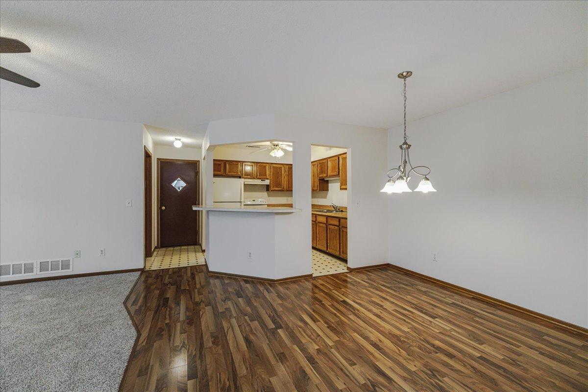 View of Residential at 20300 Hunter Court, Lakeville MN 55044, Lakeville (11 of 35) - Mike Wilen | Minnesota Team Real Estate