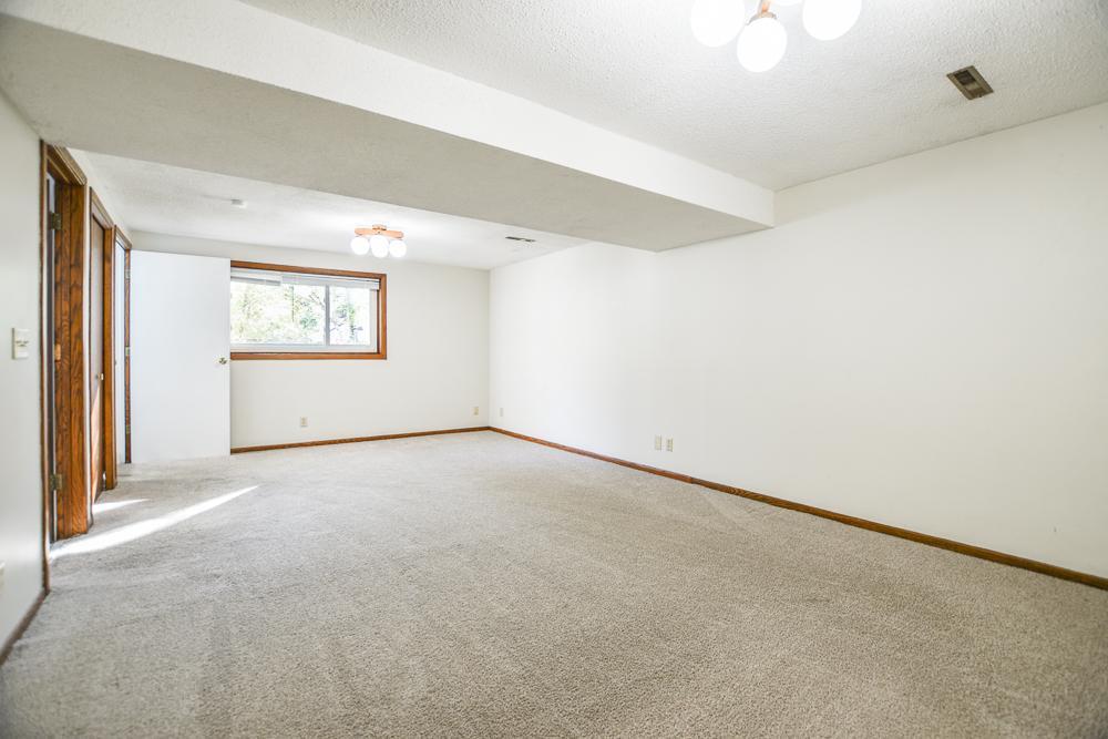 View of Residential at 1325 42 1/2 Avenue, Columbia Heights MN 55421, Columbia Heights (21 of 25) - Mike Wilen | Minnesota Team Real Estate