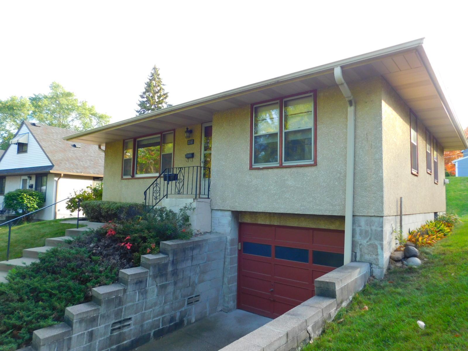 View of Single Family at 710 Edgar Avenue, Saint Paul - Mike Wilen | Minnesota Team Real Estate