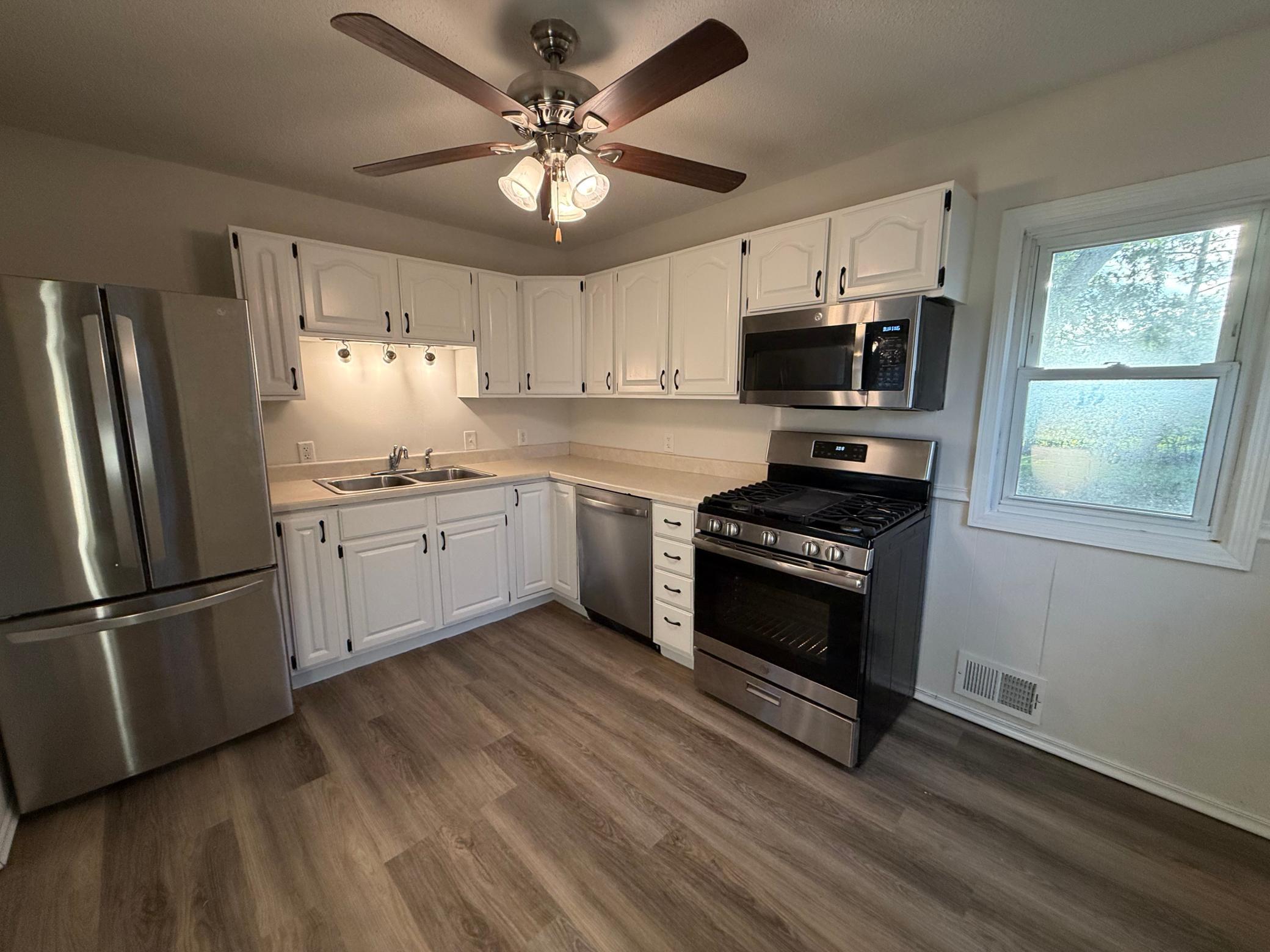 View of Residential at 7 Park Drive, Circle Pines MN 55014, Circle Pines (26 of 27) - Mike Wilen | Minnesota Team Real Estate