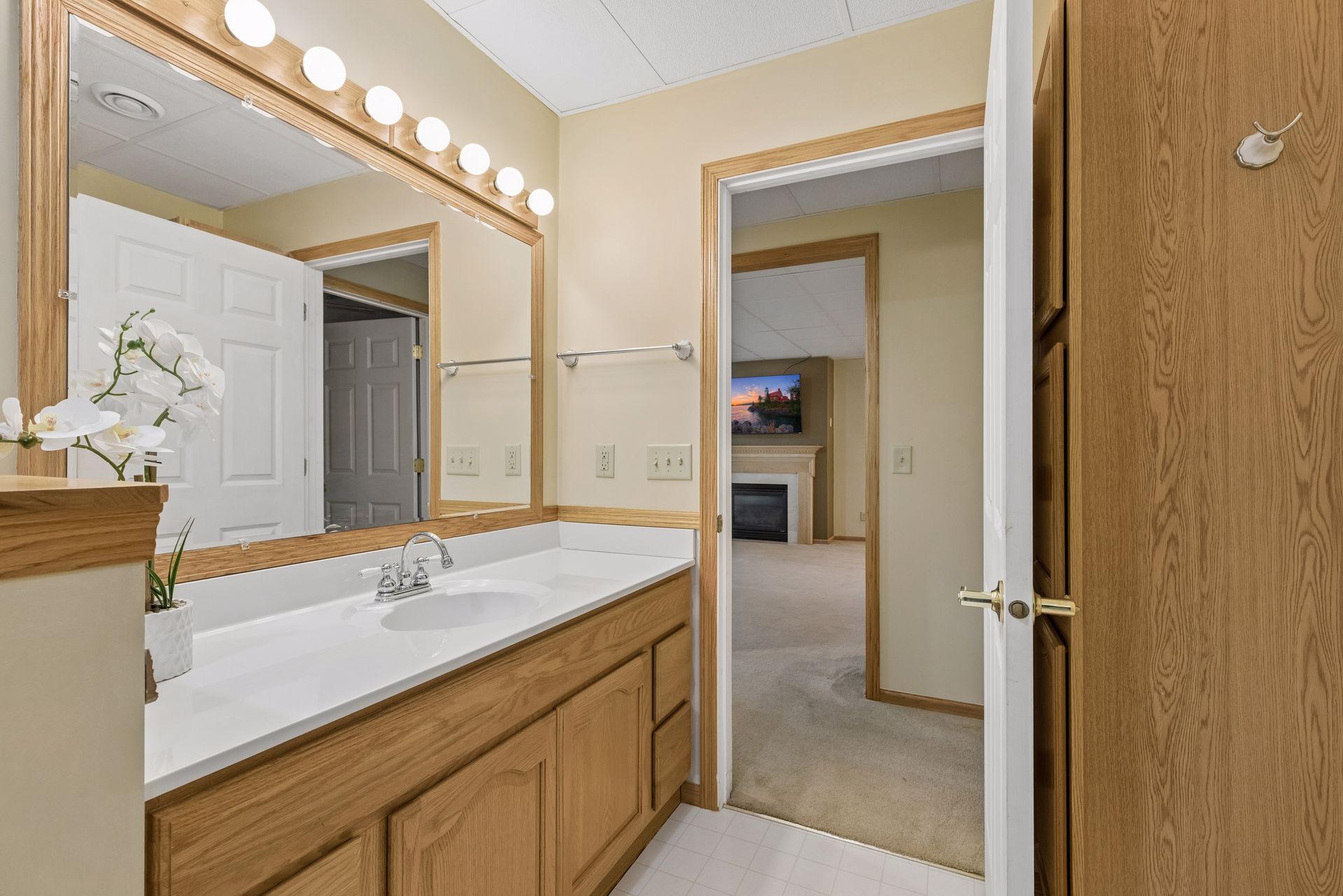View of Residential at 2545 Prairie Oak Trail, Woodbury MN 55125, Woodbury (55 of 72) - Mike Wilen | Minnesota Team Real Estate