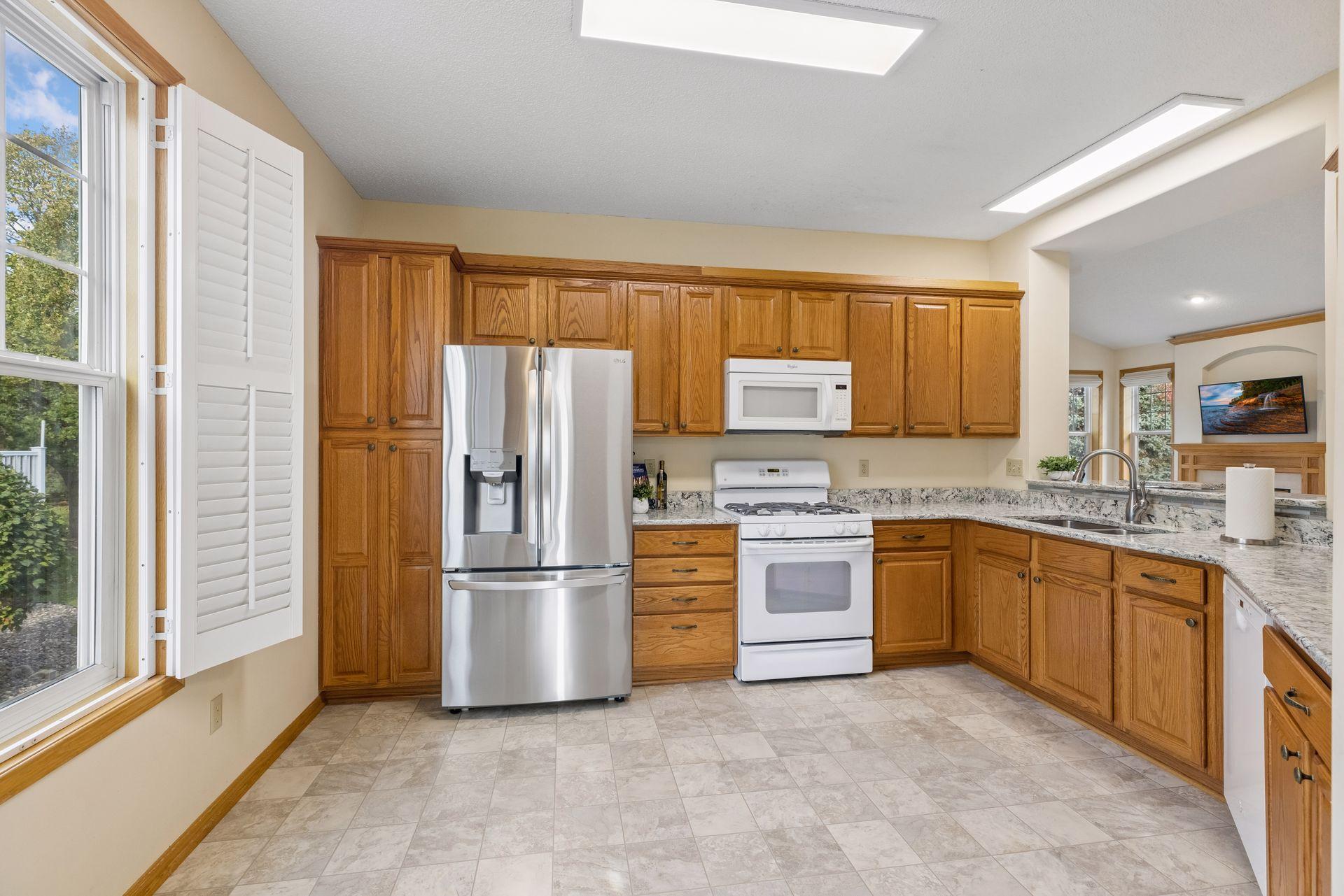 View of Residential at 2545 Prairie Oak Trail, Woodbury MN 55125, Woodbury (4 of 72) - Mike Wilen | Minnesota Team Real Estate