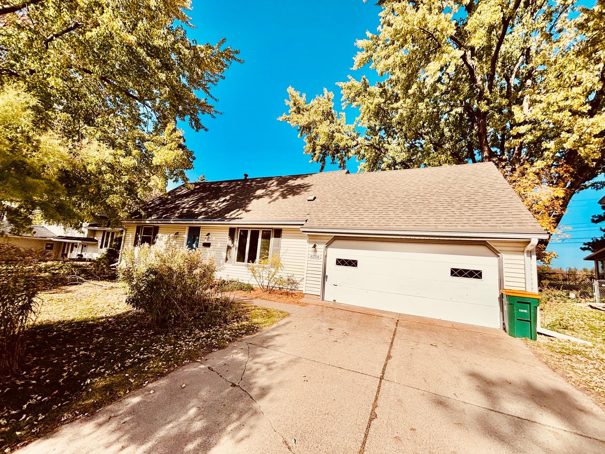 View of Residential at 8208 40th Avenue, New Hope MN 55427, New Hope (15 of 16) - Mike Wilen | Minnesota Team Real Estate