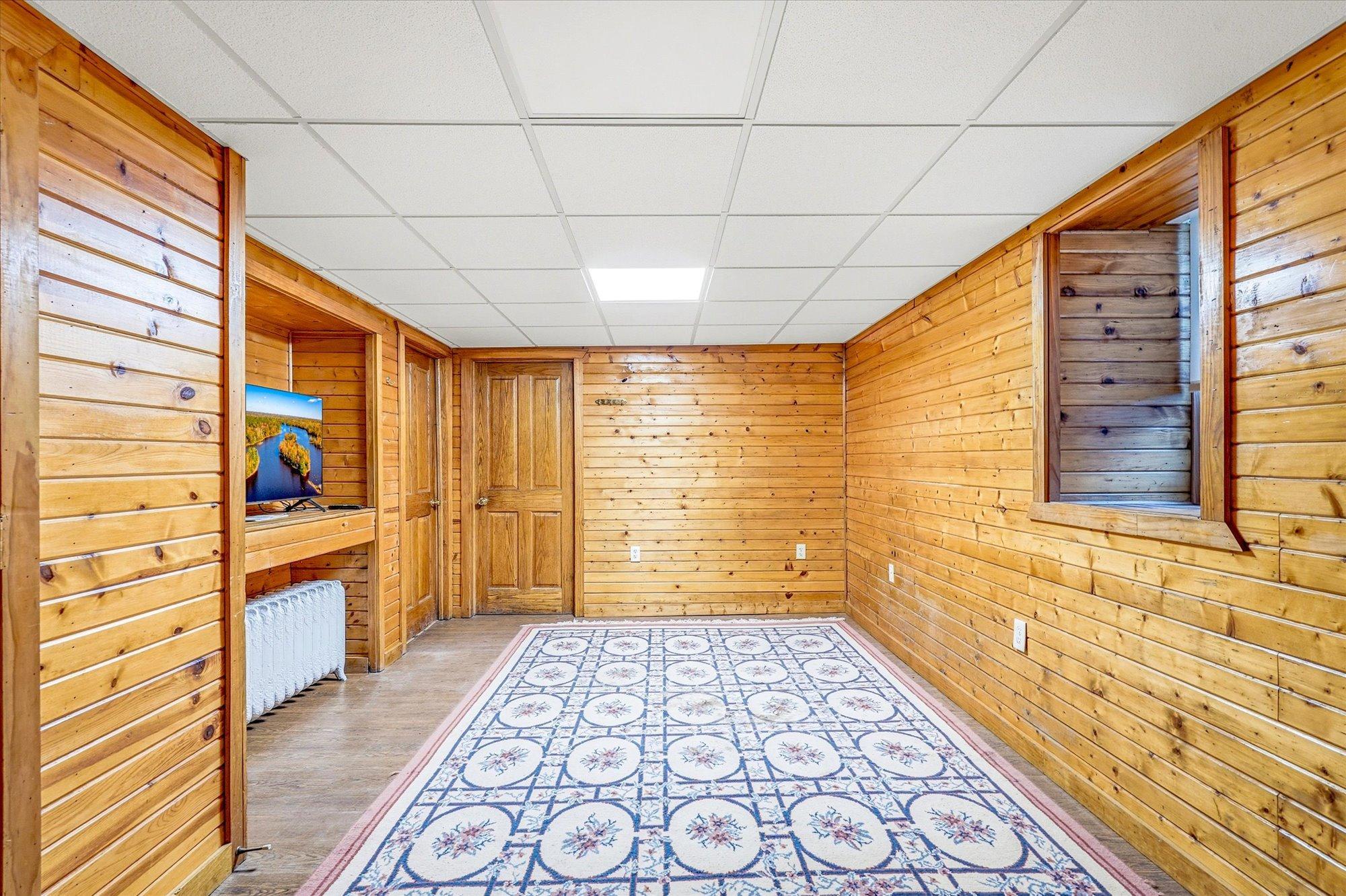 View of Residential at 2016 Laurel Avenue, Saint Paul MN 55104, Saint Paul (47 of 56) - Mike Wilen | Minnesota Team Real Estate