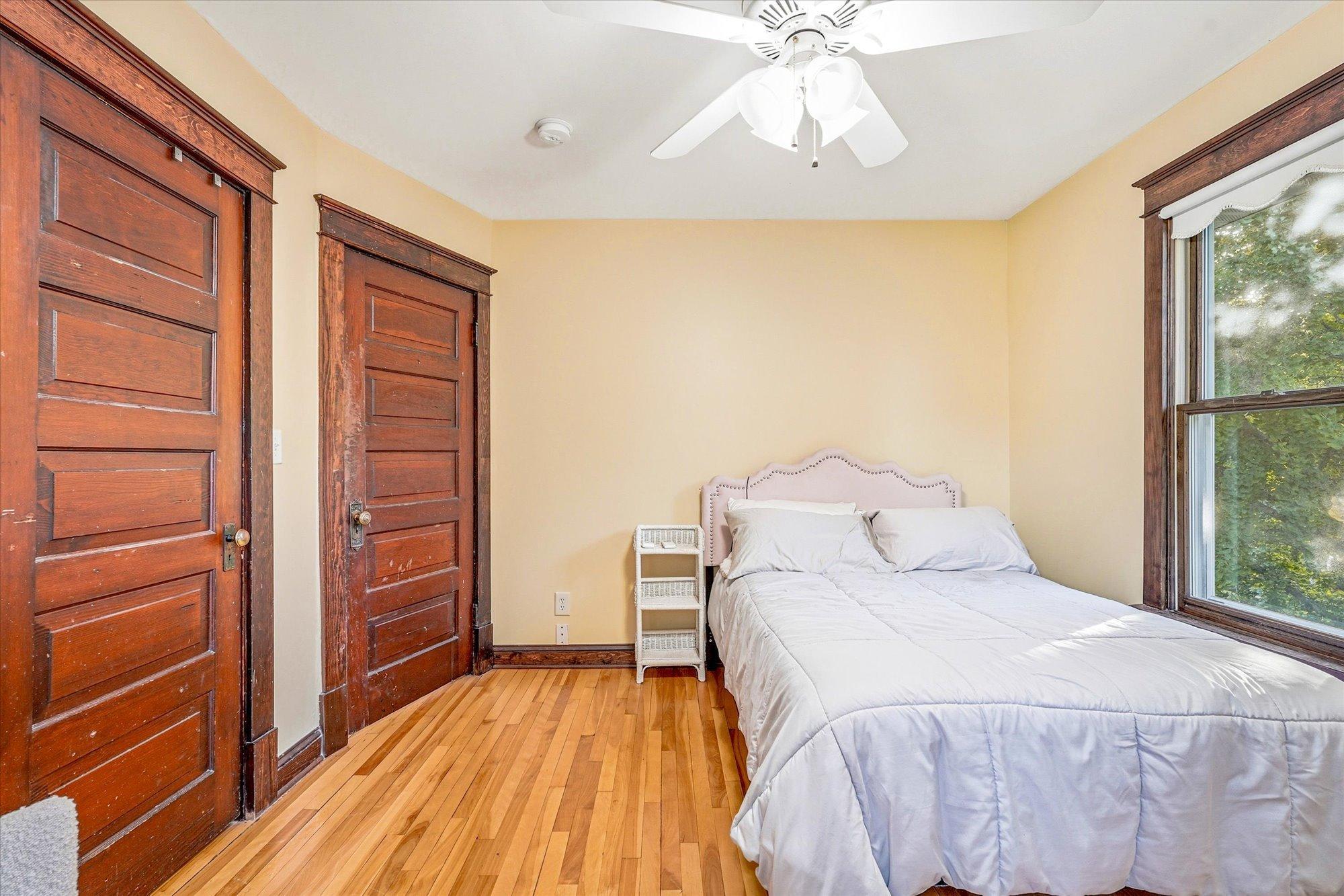 View of Residential at 2016 Laurel Avenue, Saint Paul MN 55104, Saint Paul (35 of 56) - Mike Wilen | Minnesota Team Real Estate