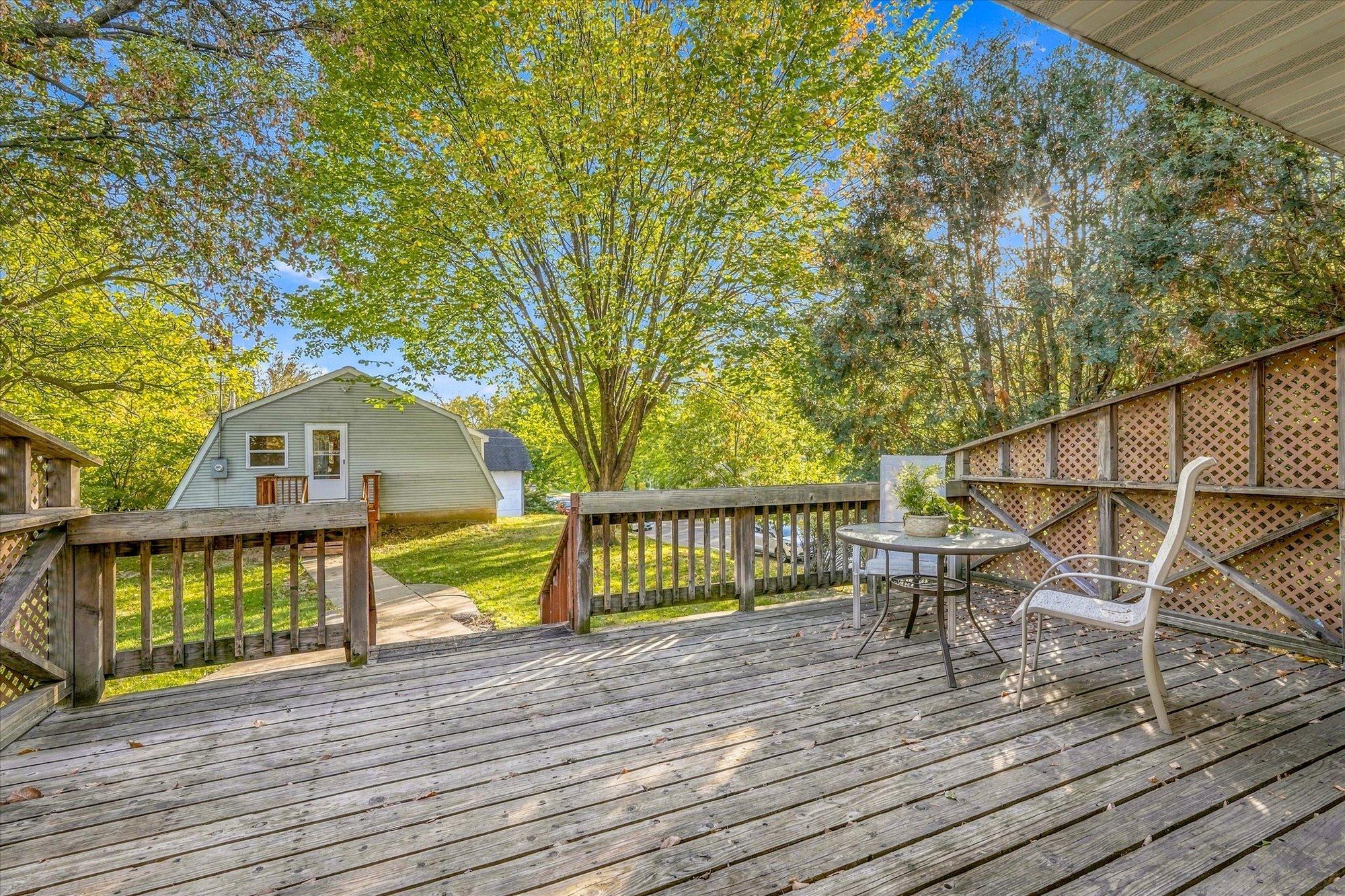 View of Residential at 2016 Laurel Avenue, Saint Paul MN 55104, Saint Paul (28 of 56) - Mike Wilen | Minnesota Team Real Estate