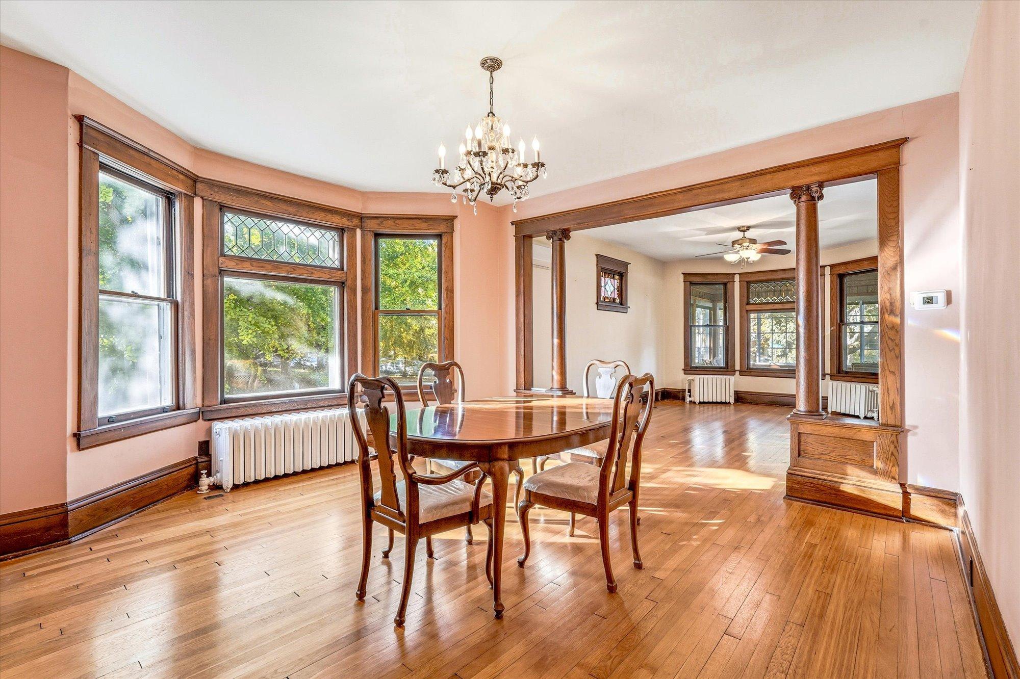 View of Residential at 2016 Laurel Avenue, Saint Paul MN 55104, Saint Paul (19 of 56) - Mike Wilen | Minnesota Team Real Estate