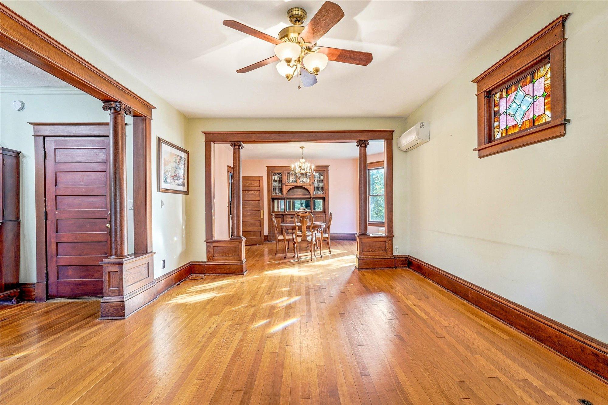 View of Residential at 2016 Laurel Avenue, Saint Paul MN 55104, Saint Paul (16 of 56) - Mike Wilen | Minnesota Team Real Estate