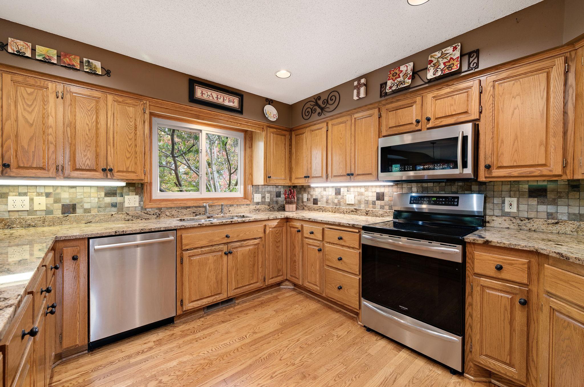 View of Residential at 6229 Juneau Lane, Maple Grove MN 55311, Maple Grove (8 of 40) - Mike Wilen | Minnesota Team Real Estate