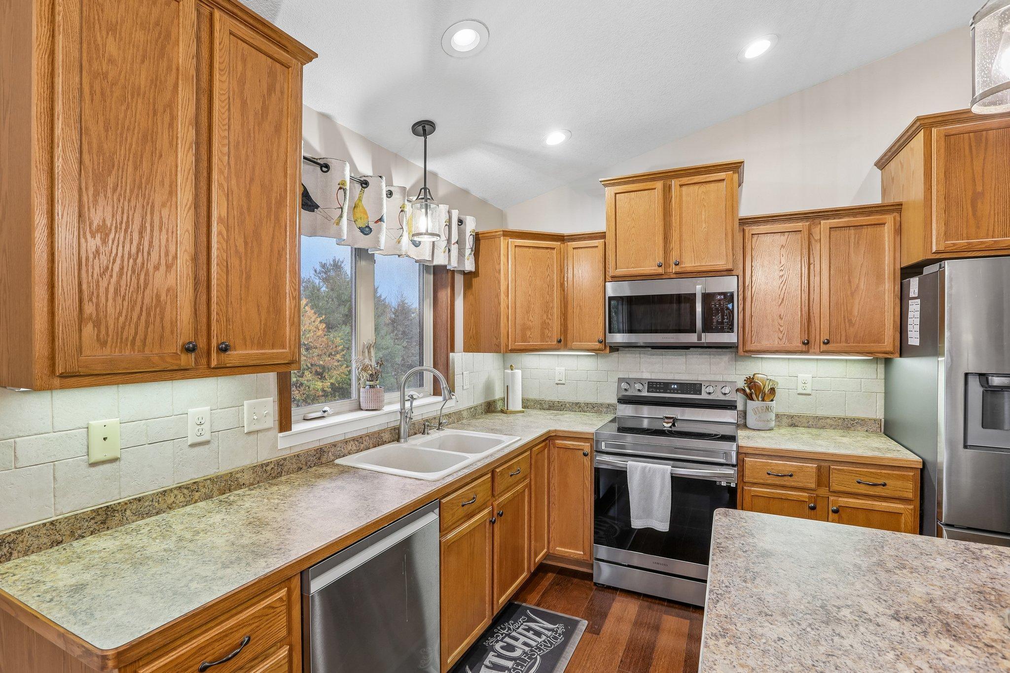 View of Residential at 31758 Newport Curve, Lindstrom MN 55045, Lindstrom (13 of 52) - Mike Wilen | Minnesota Team Real Estate