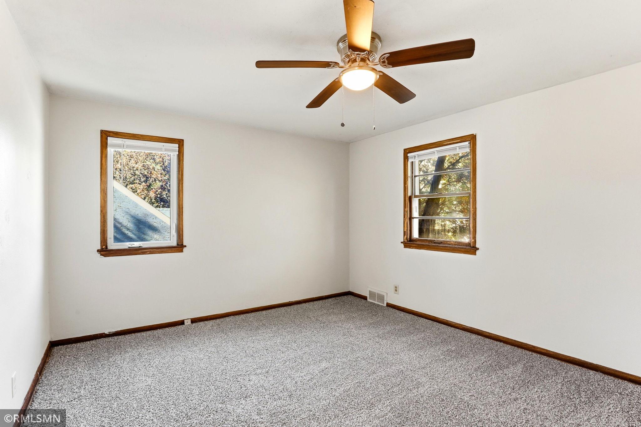 View of Residential Income at 1498 Reaney Avenue, Saint Paul MN 55106, Saint Paul (7 of 11) - Mike Wilen | Minnesota Team Real Estate