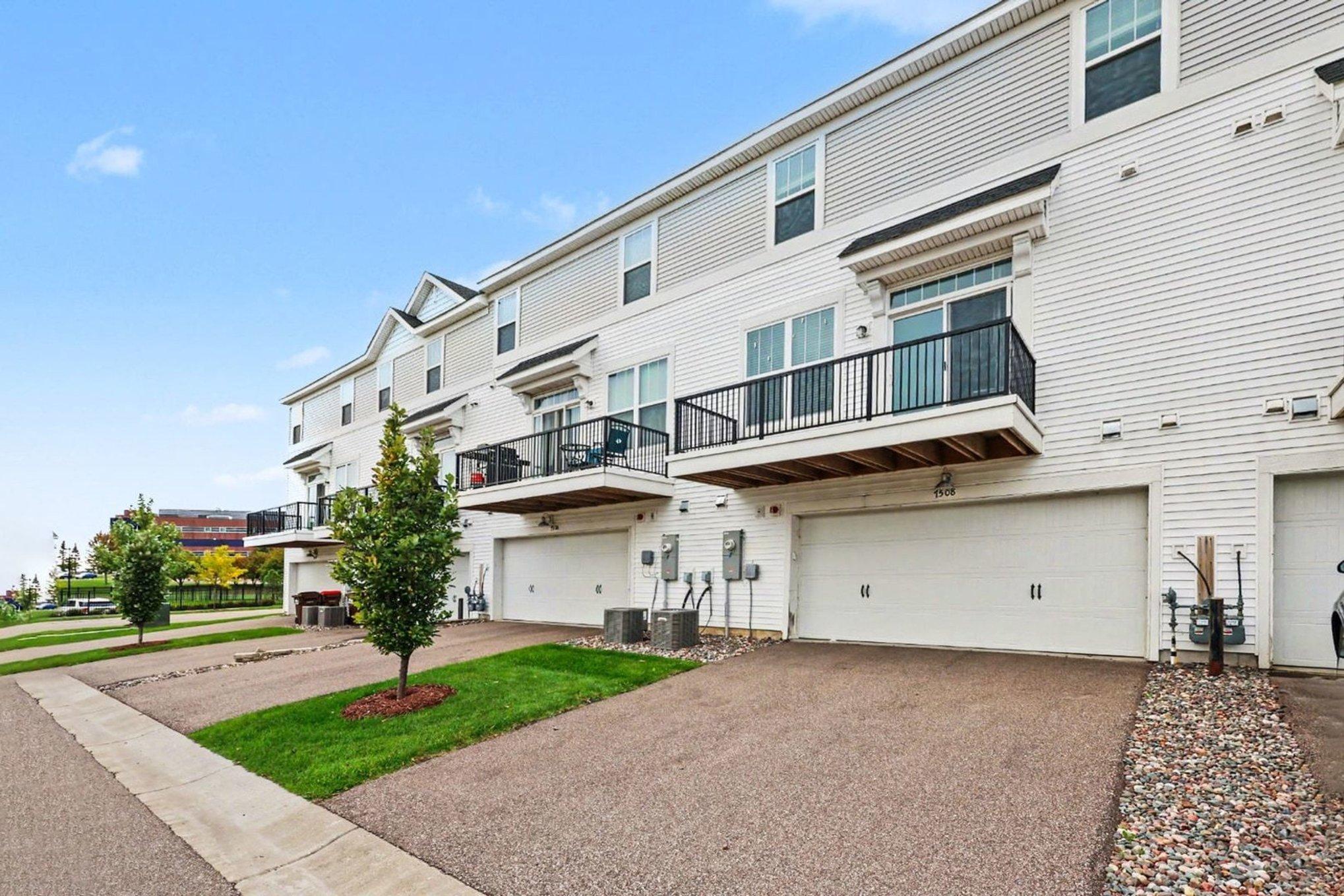 View of Residential at 7508 38th Street, Oakdale MN 55128, Oakdale (3 of 25) - Mike Wilen | Minnesota Team Real Estate