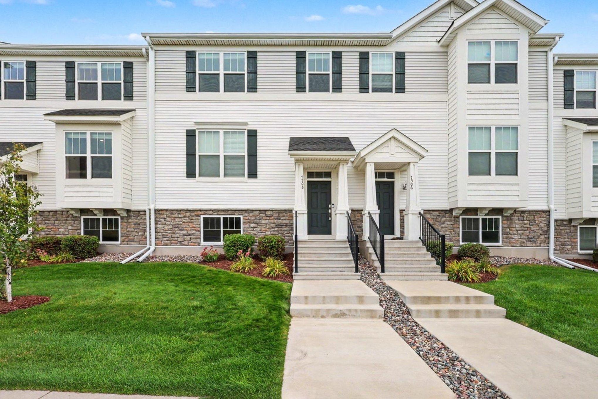 View of (TH) Side x Side at 7508 38th Street, Oakdale - Mike Wilen | Minnesota Team Real Estate