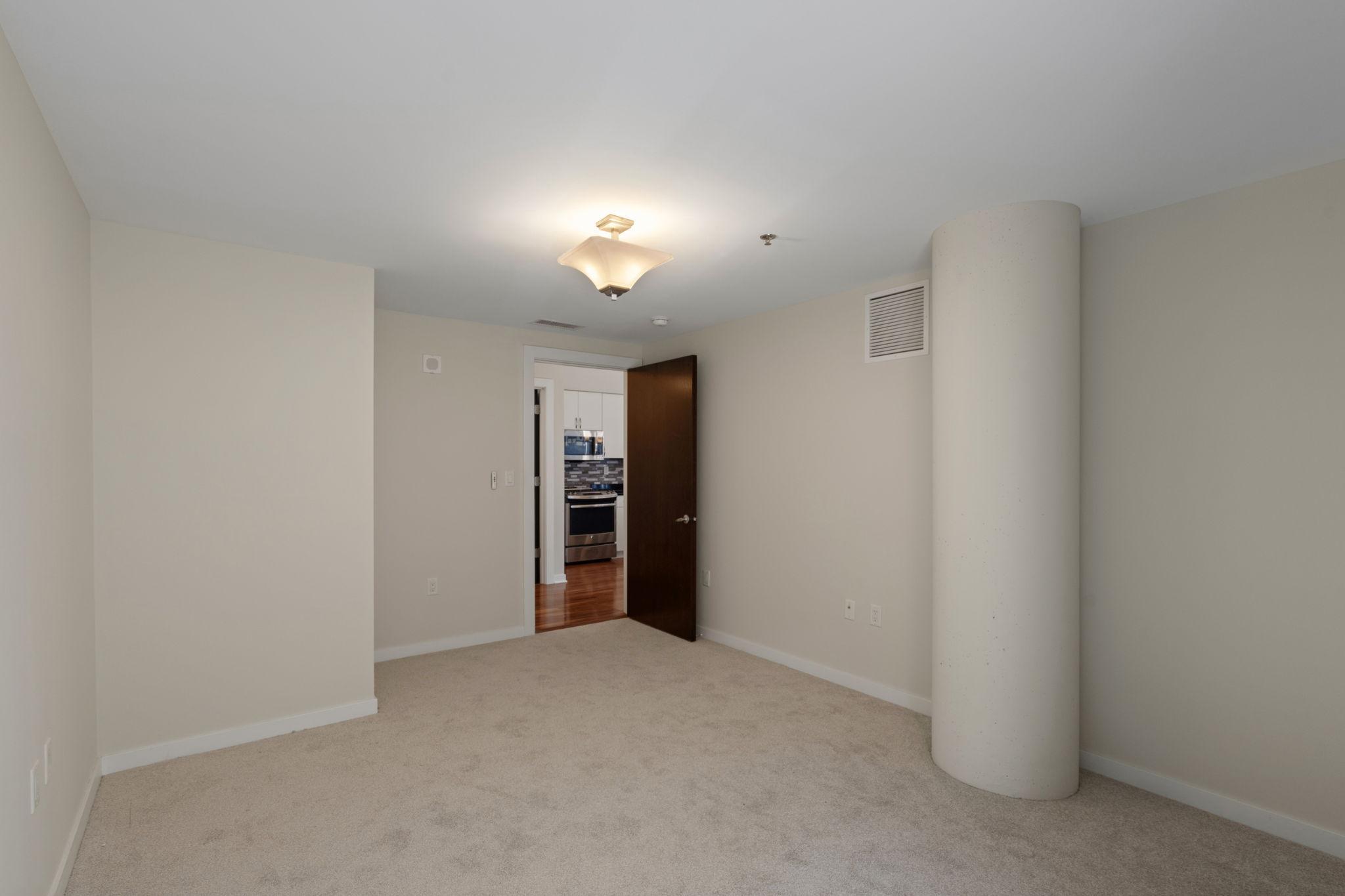 View of Residential at 1120 2nd Street #201, Minneapolis MN 55415, Minneapolis (24 of 50) - Mike Wilen | Minnesota Team Real Estate