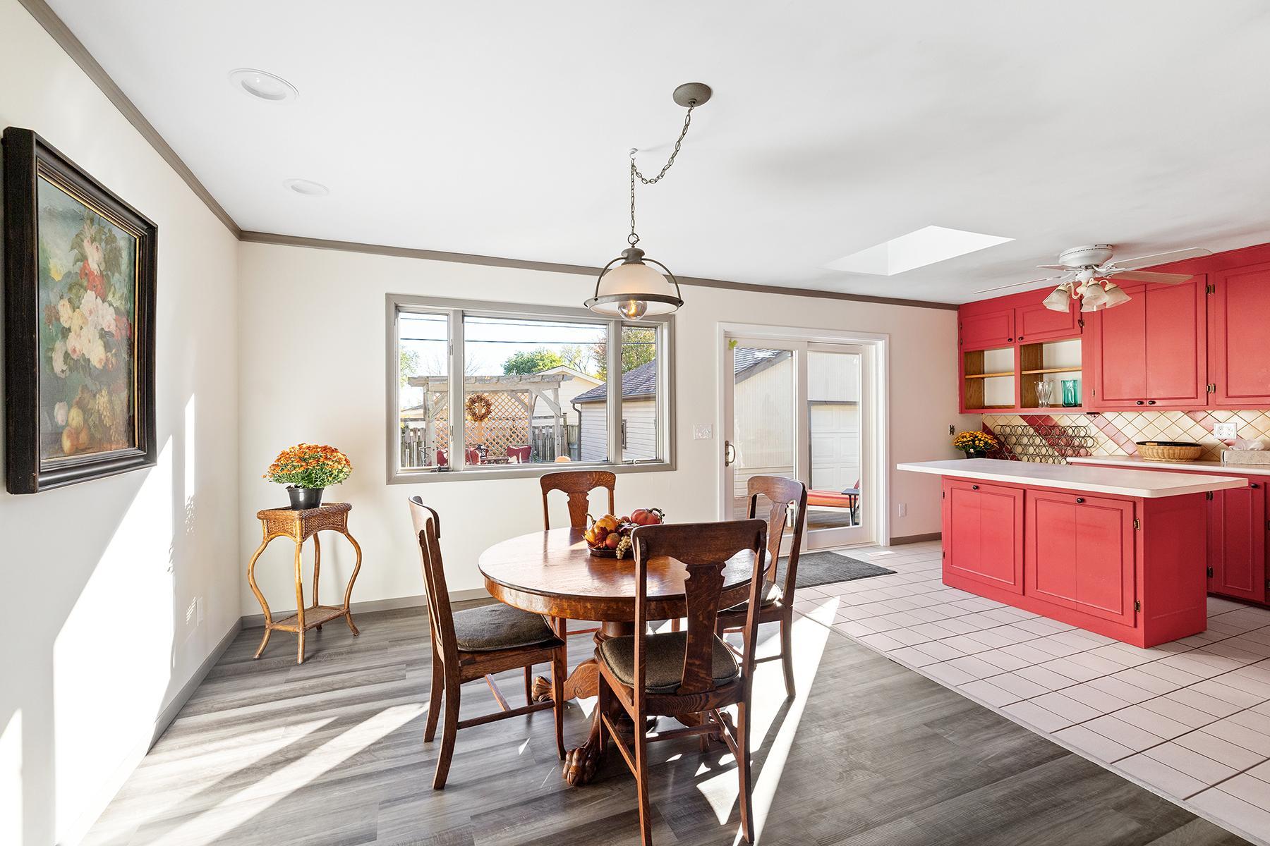 View of Residential at 9021 Club Road, Saint Louis Park MN 55426, Saint Louis Park (14 of 34) - Mike Wilen | Minnesota Team Real Estate