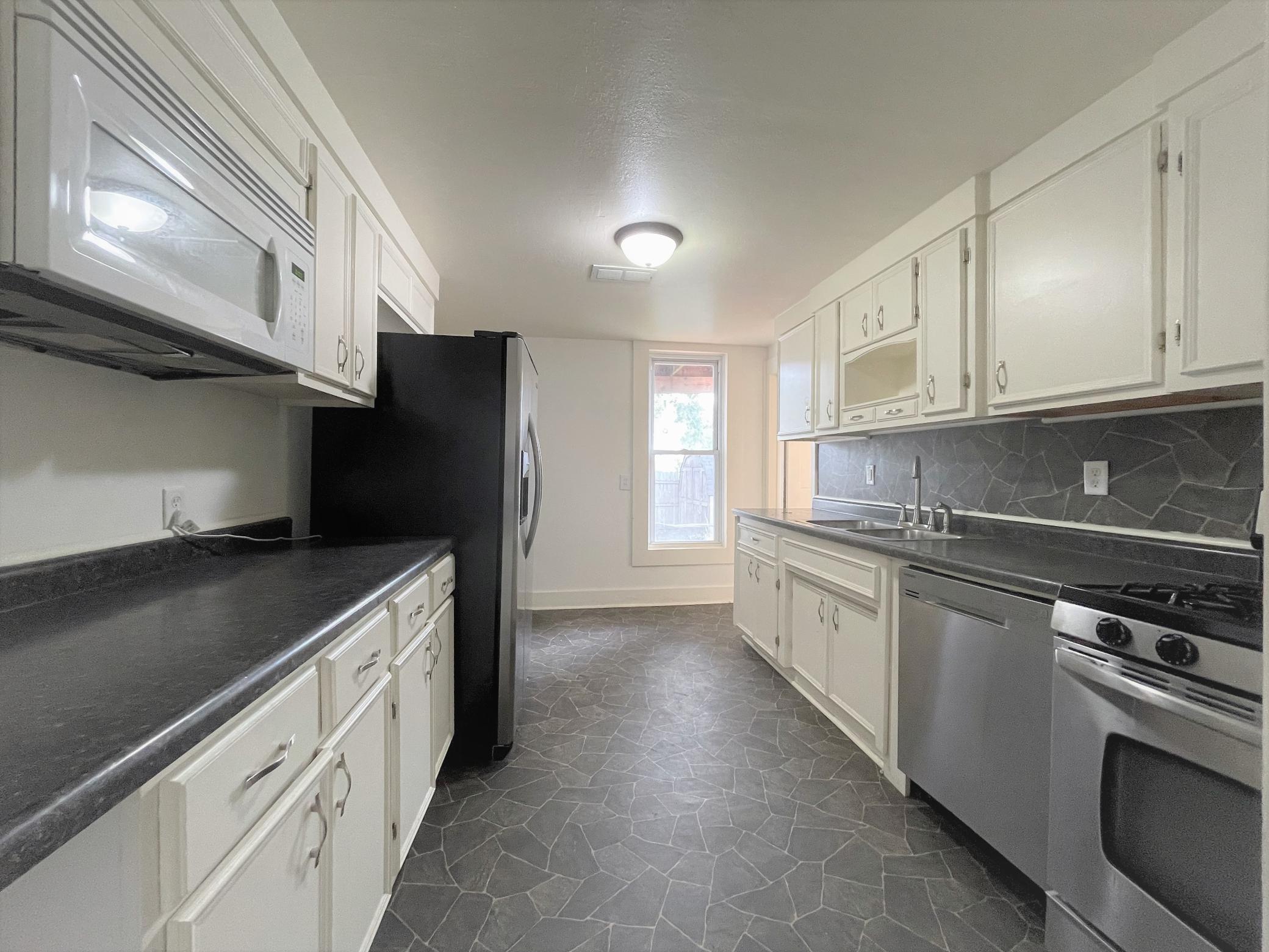 View of Residential Income at 824 Lowry Avenue, Minneapolis MN 55418, Minneapolis (3 of 16) - Mike Wilen | Minnesota Team Real Estate