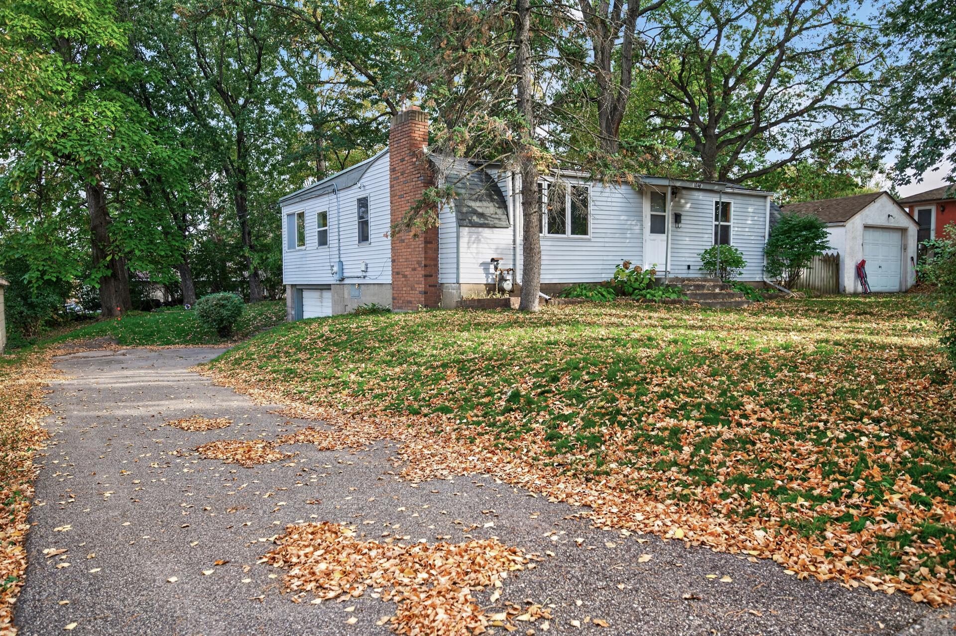 View of Residential at 1046 Felix Street, West Saint Paul MN 55118, West Saint Paul (27 of 35) - Mike Wilen | Minnesota Team Real Estate