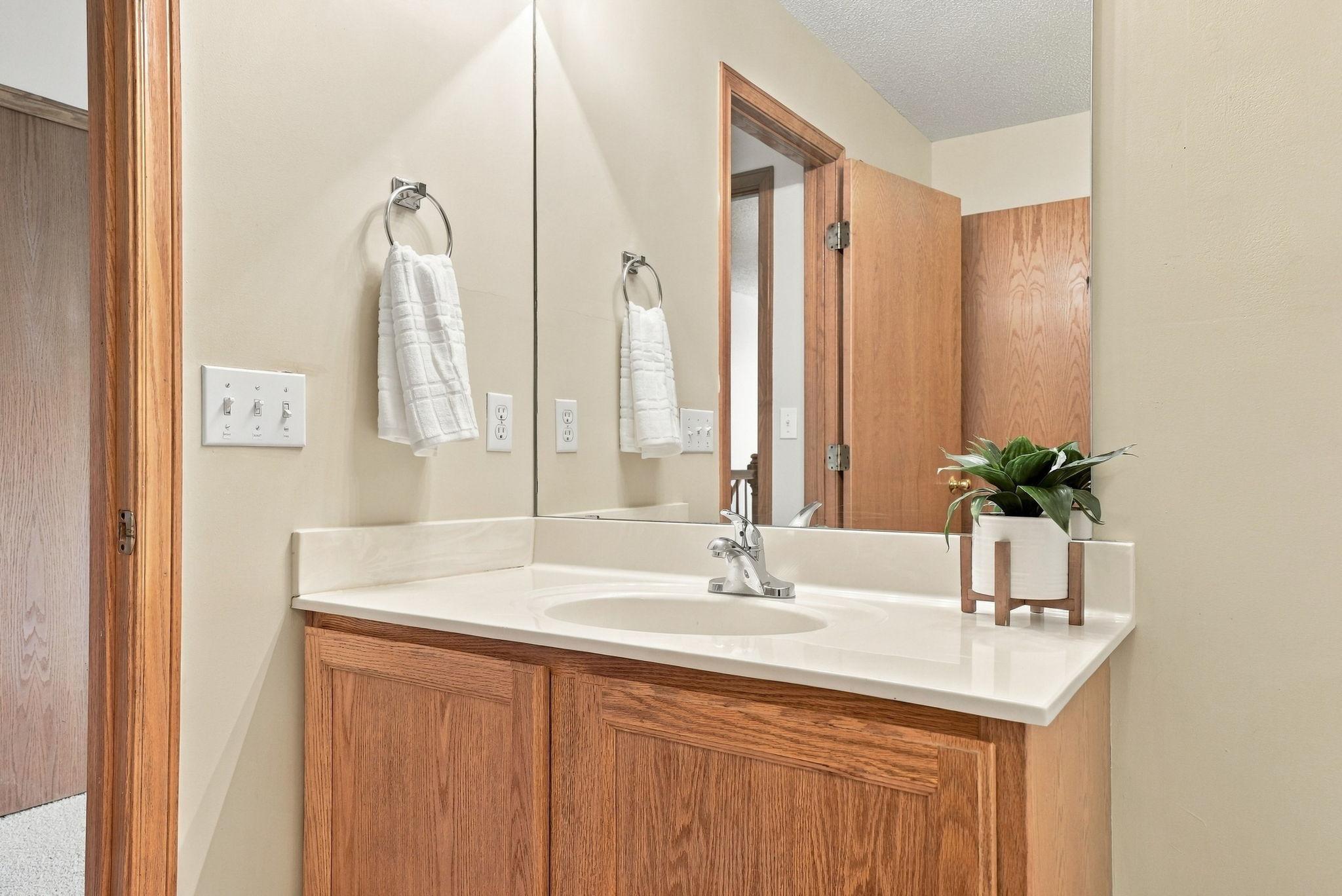 View of Residential at 11679 Langford Circle, Burnsville MN 55337, Burnsville (34 of 57) - Mike Wilen | Minnesota Team Real Estate