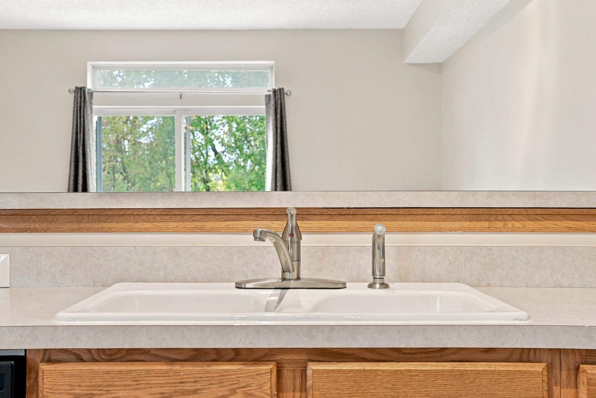 View of Residential at 11679 Langford Circle, Burnsville MN 55337, Burnsville (14 of 57) - Mike Wilen | Minnesota Team Real Estate