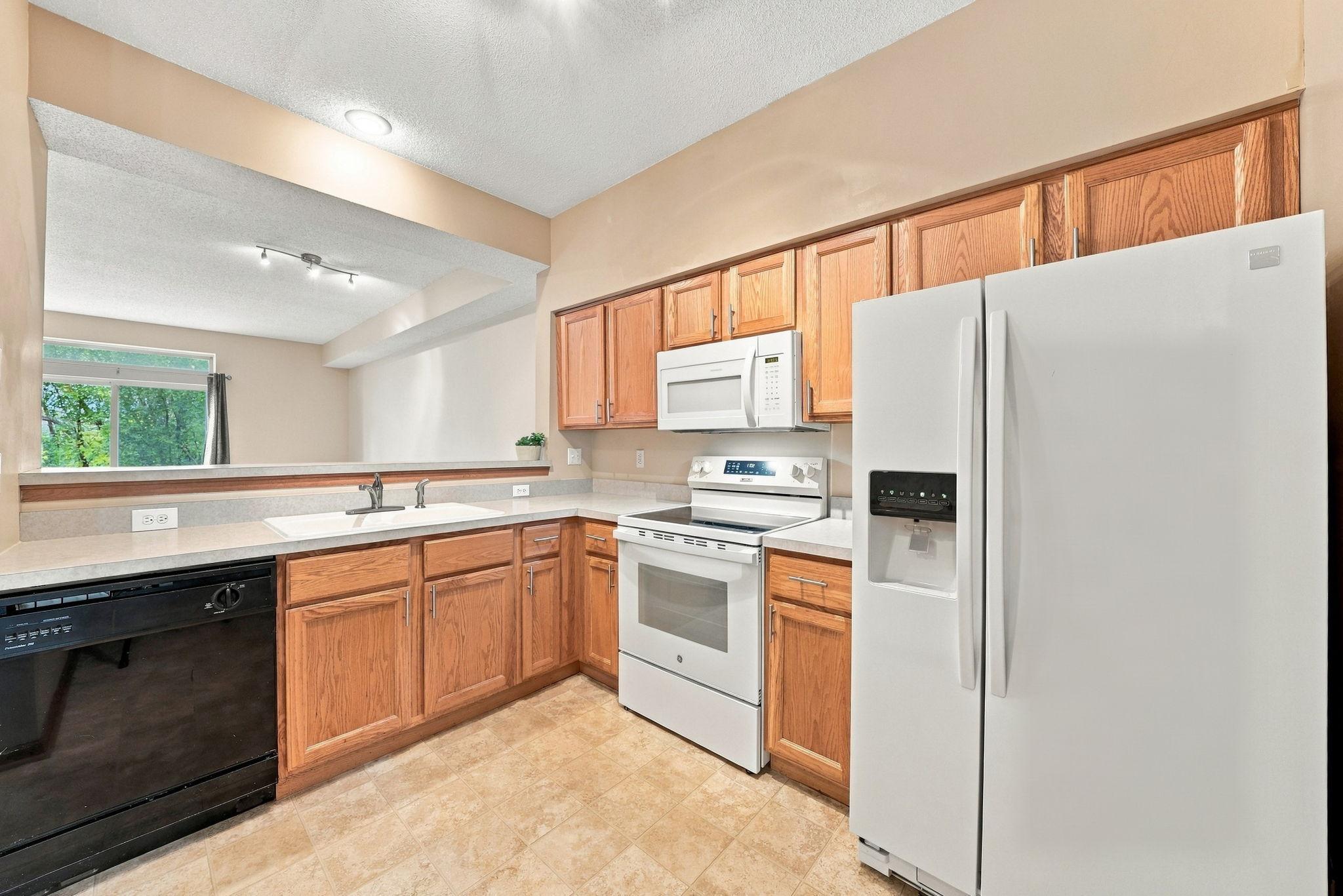 View of Residential at 11679 Langford Circle, Burnsville MN 55337, Burnsville (13 of 57) - Mike Wilen | Minnesota Team Real Estate