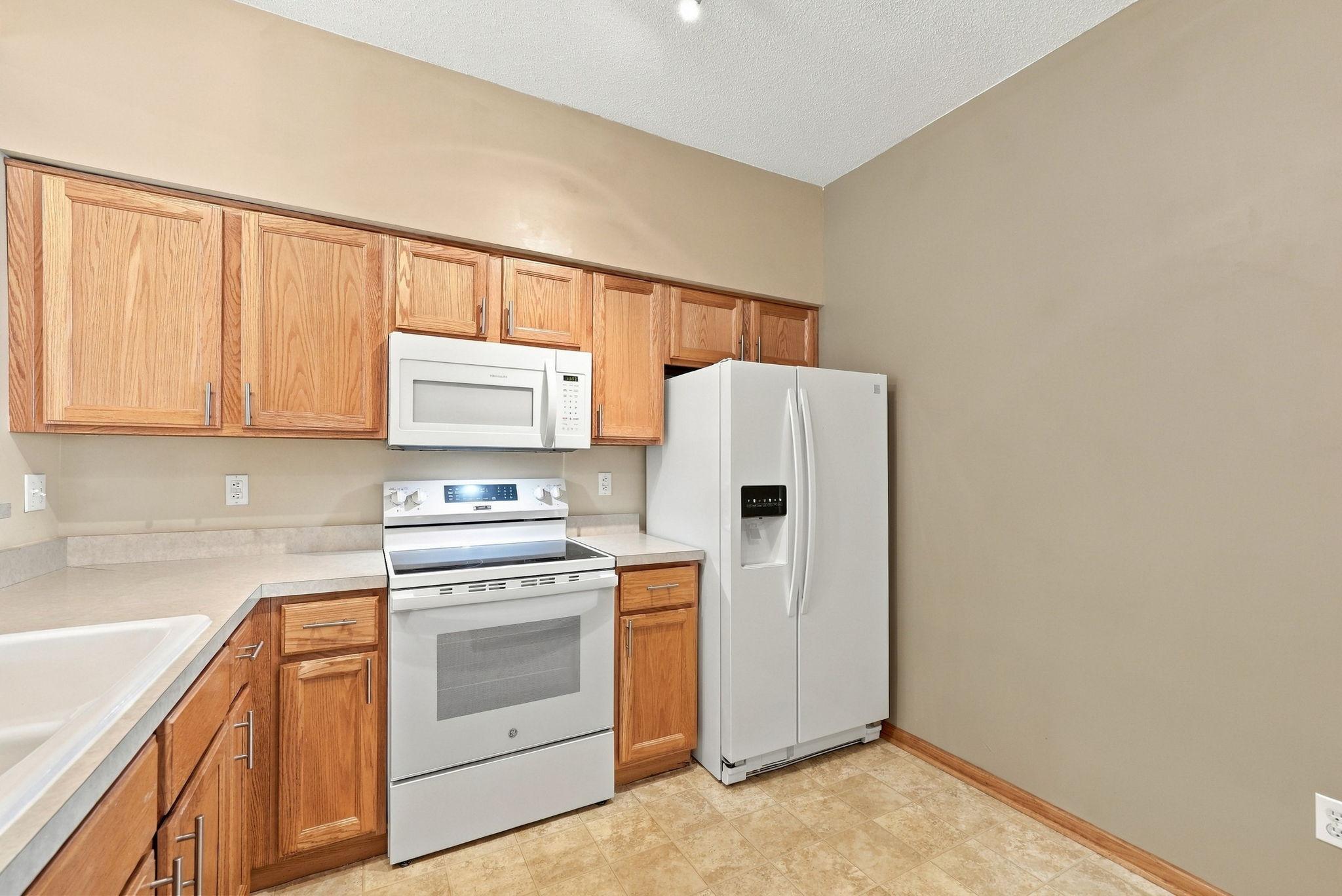 View of Residential at 11679 Langford Circle, Burnsville MN 55337, Burnsville (11 of 57) - Mike Wilen | Minnesota Team Real Estate