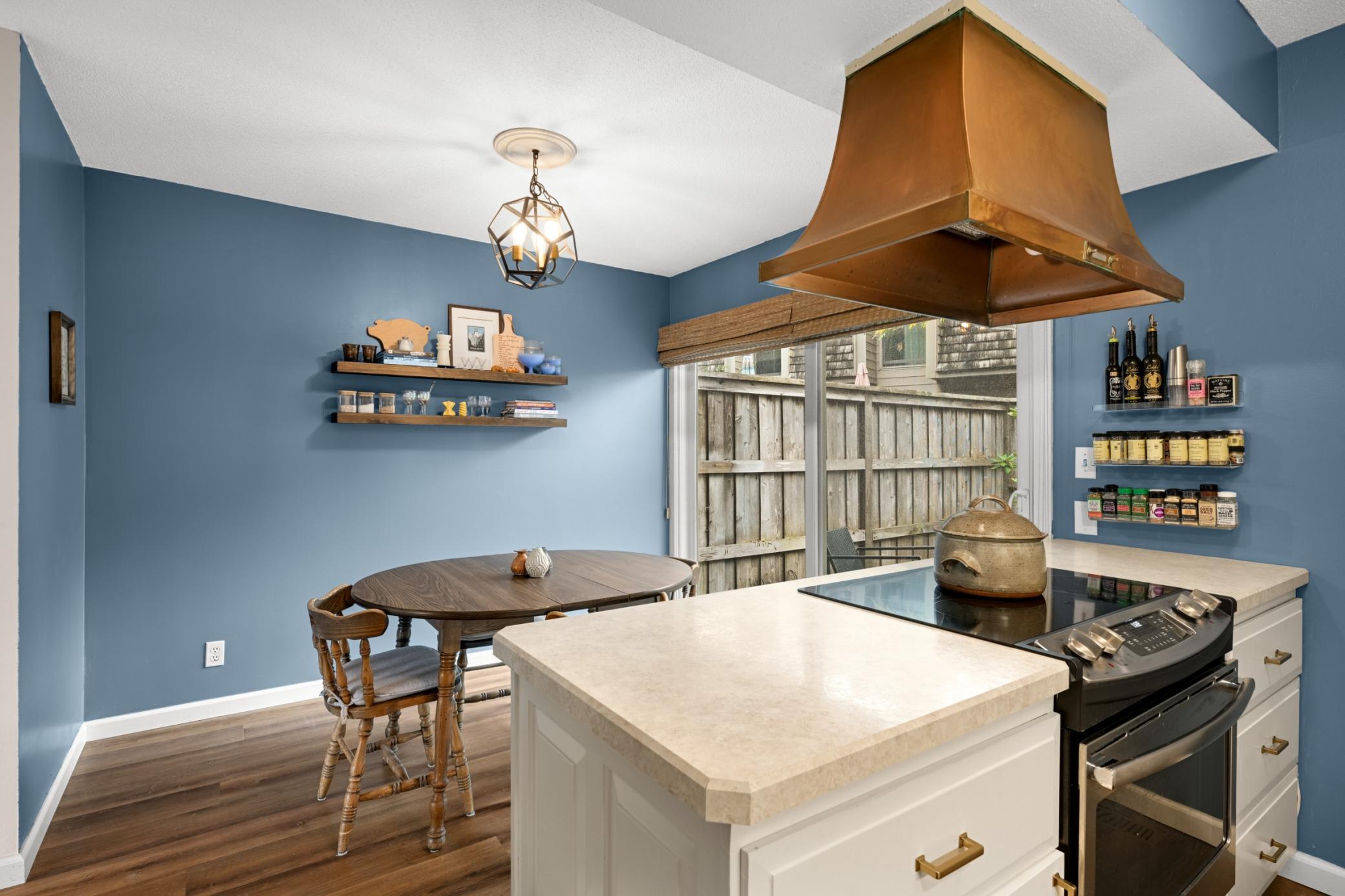 View of Residential at 6317 Barrie Road, Edina MN 55435, Edina (11 of 22) - Mike Wilen | Minnesota Team Real Estate
