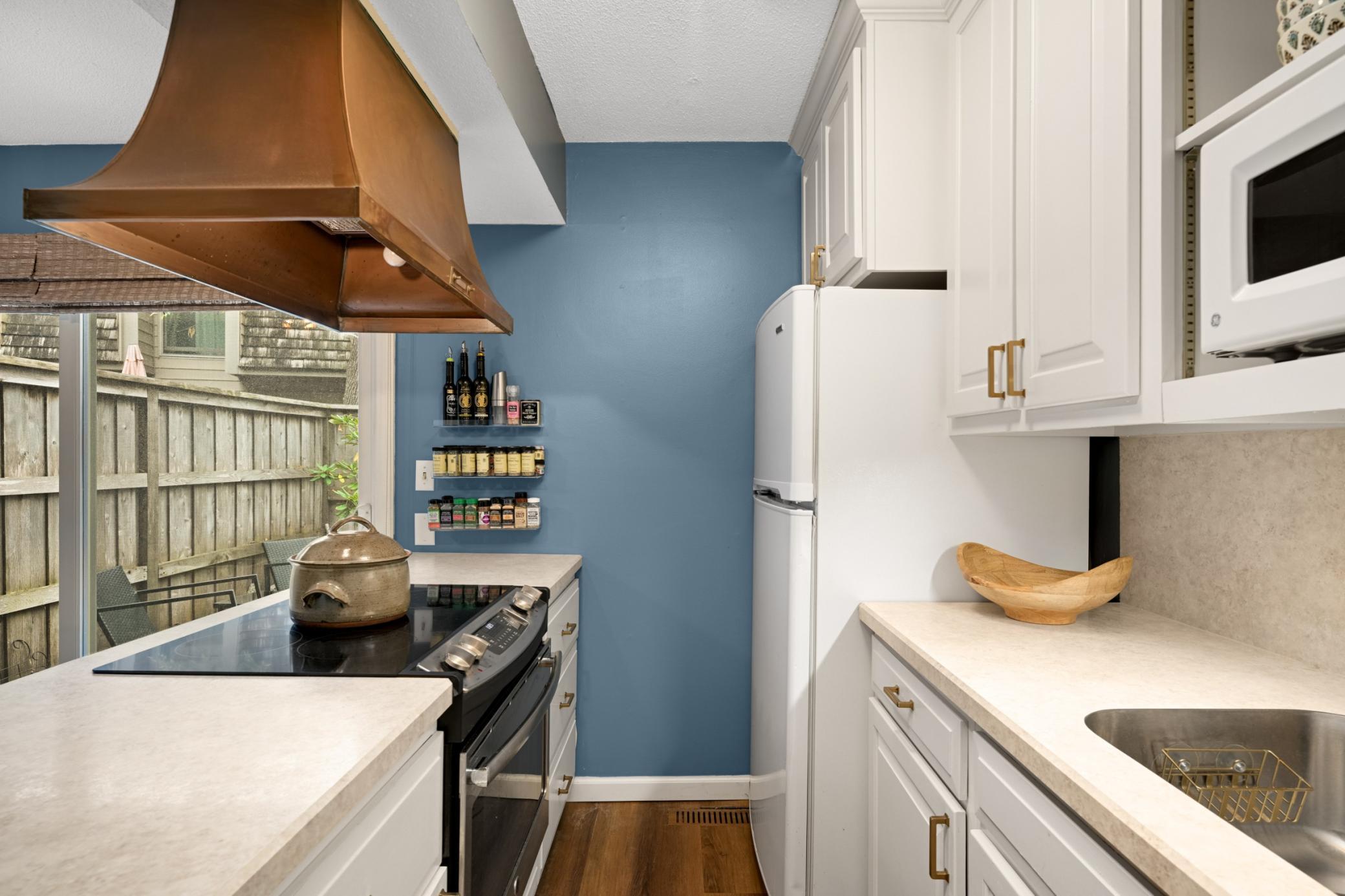 View of Residential at 6317 Barrie Road, Edina MN 55435, Edina (9 of 22) - Mike Wilen | Minnesota Team Real Estate