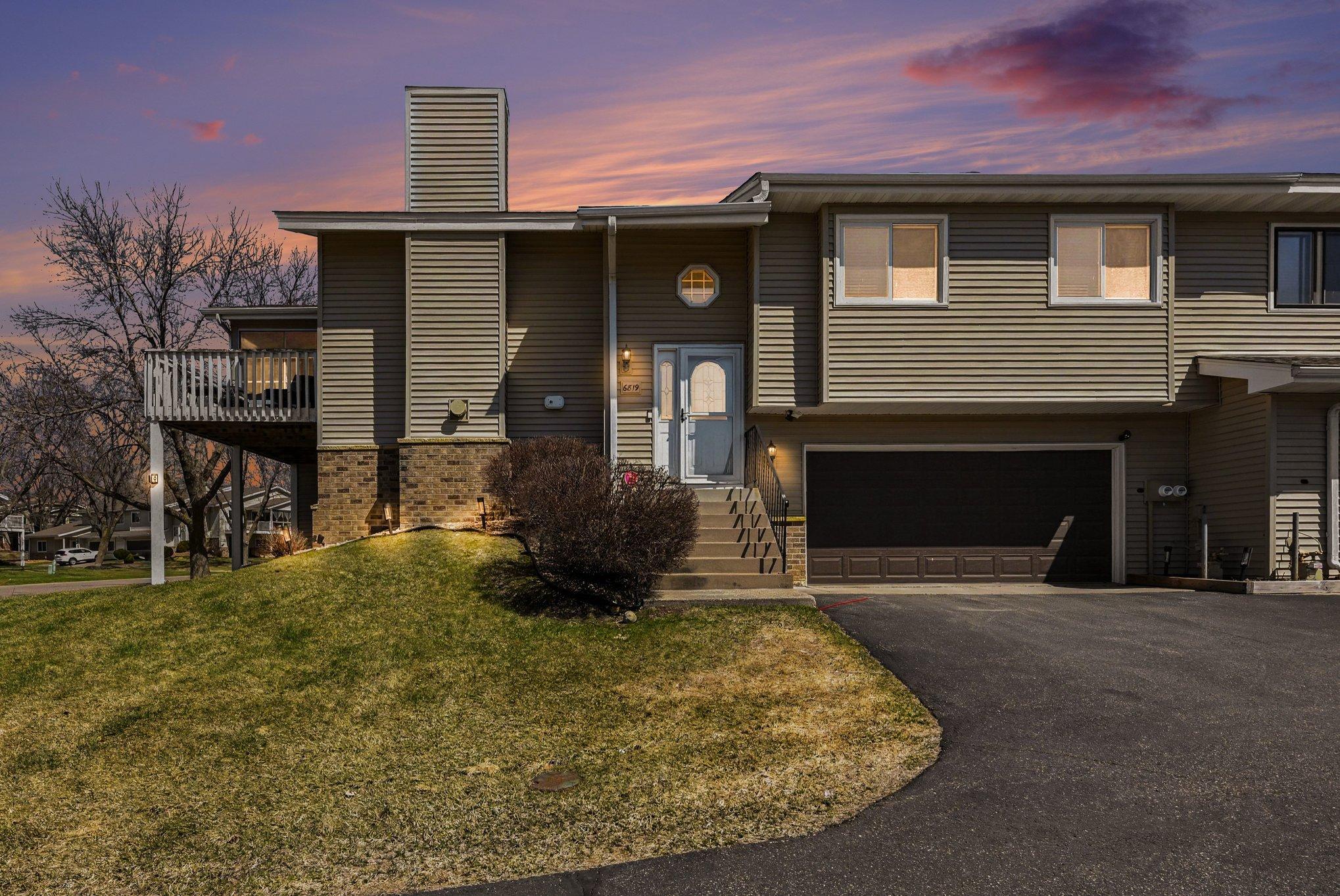 View of Residential at 6819 Romeo Road, Woodbury MN 55125, Woodbury (25 of 26) - Mike Wilen | Minnesota Team Real Estate