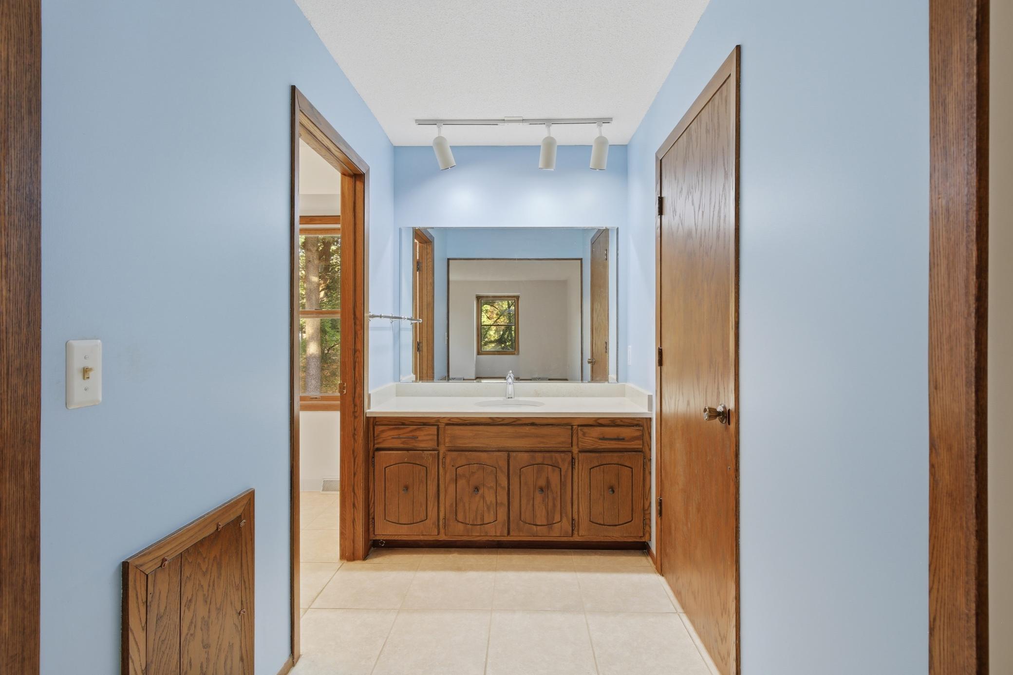 View of Residential at 360 Quail Road, Dellwood MN 55110, Dellwood (40 of 85) - Mike Wilen | Minnesota Team Real Estate