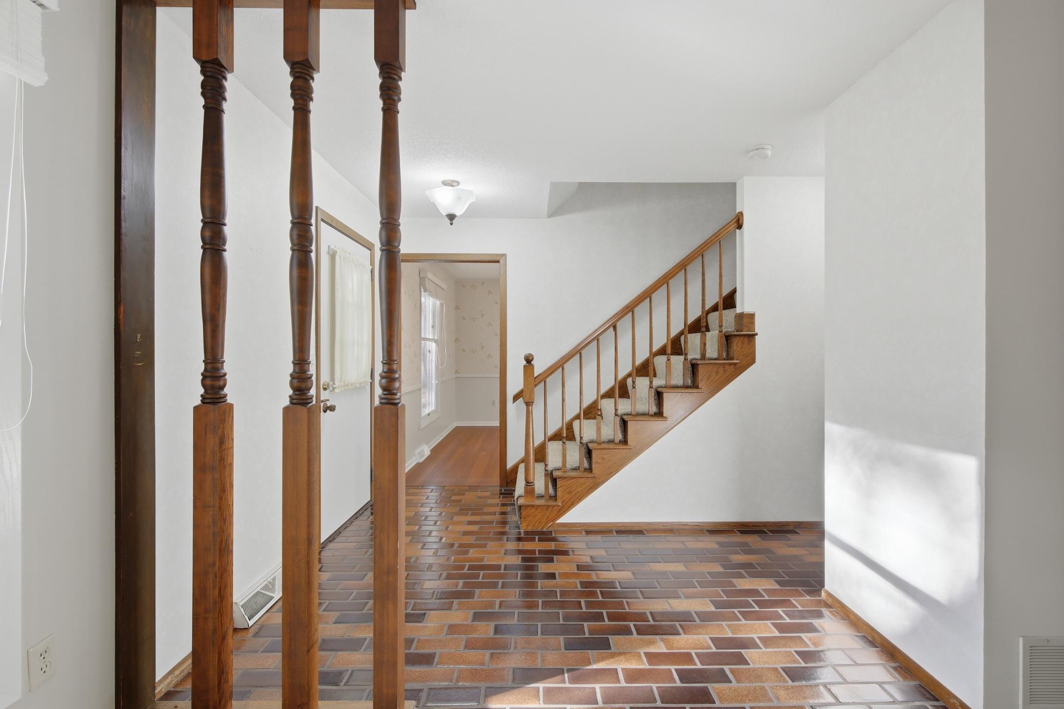 View of Residential at 360 Quail Road, Dellwood MN 55110, Dellwood (8 of 85) - Mike Wilen | Minnesota Team Real Estate