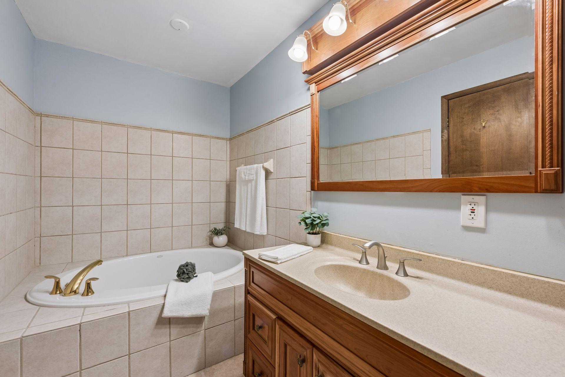 View of Residential at 2755 Shadyview Lane, Plymouth MN 55447, Plymouth (28 of 49) - Mike Wilen | Minnesota Team Real Estate