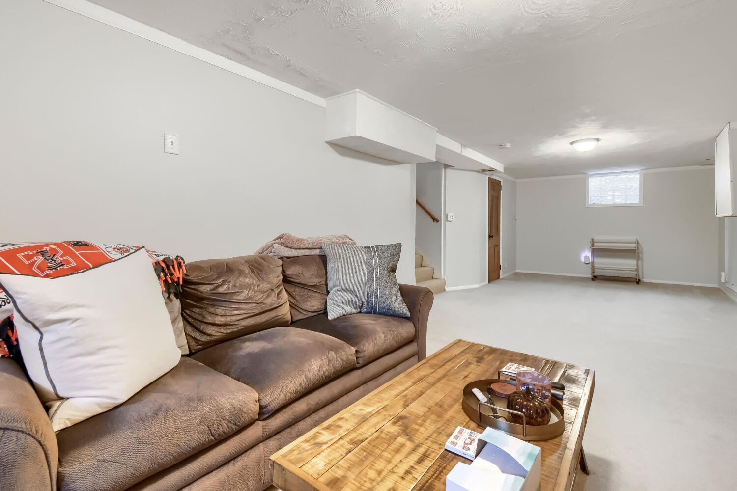 View of Residential at 2213 Jersey Avenue, Saint Louis Park MN 55426, Saint Louis Park (24 of 35) - Mike Wilen | Minnesota Team Real Estate
