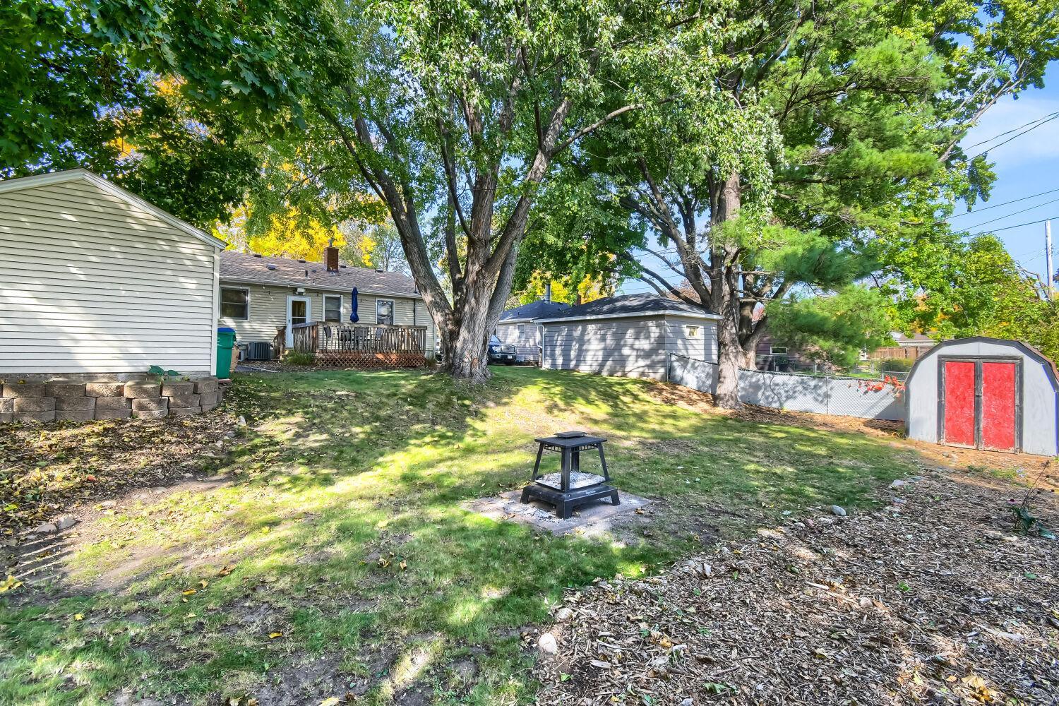 View of Residential at 2213 Jersey Avenue, Saint Louis Park MN 55426, Saint Louis Park (33 of 35) - Mike Wilen | Minnesota Team Real Estate