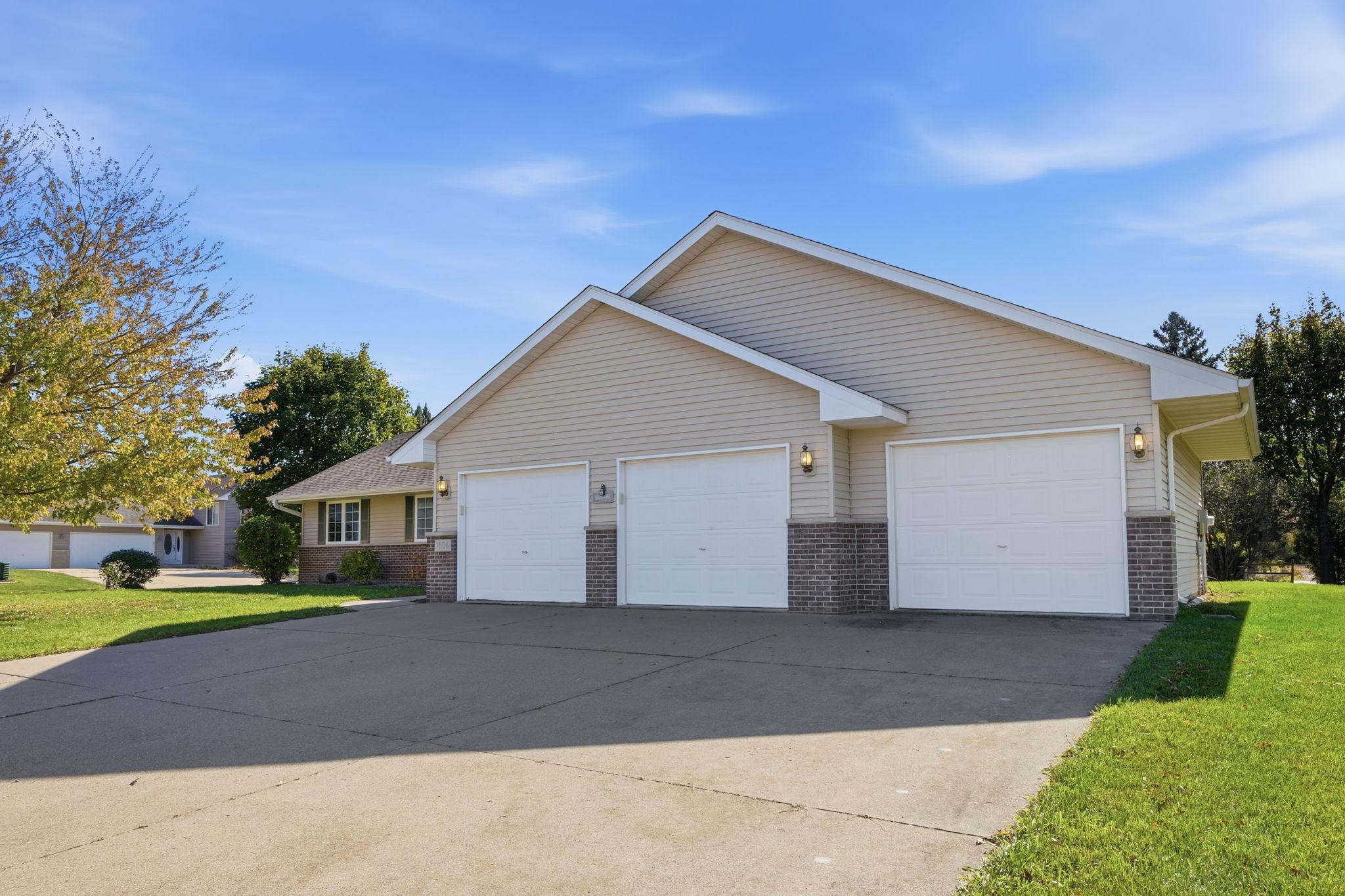 View of Residential at 1806 9th Street Circle, Buffalo MN 55313, Buffalo (2 of 48) - Mike Wilen | Minnesota Team Real Estate