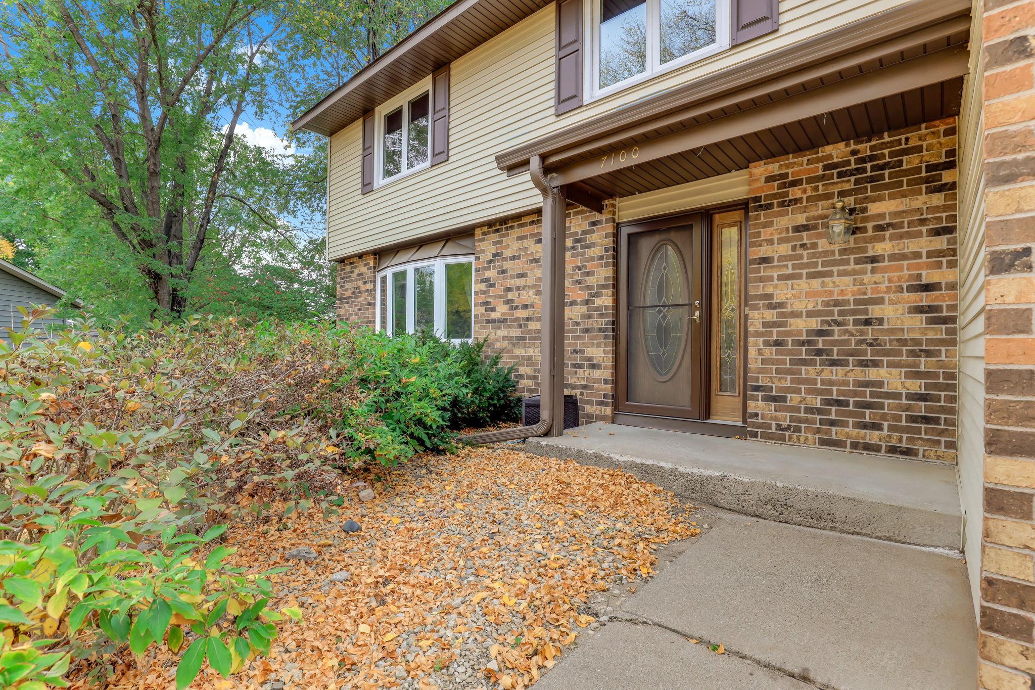 View of Residential at 7100 Ivystone Avenue, Cottage Grove MN 55016, Cottage Grove (11 of 51) - Mike Wilen | Minnesota Team Real Estate