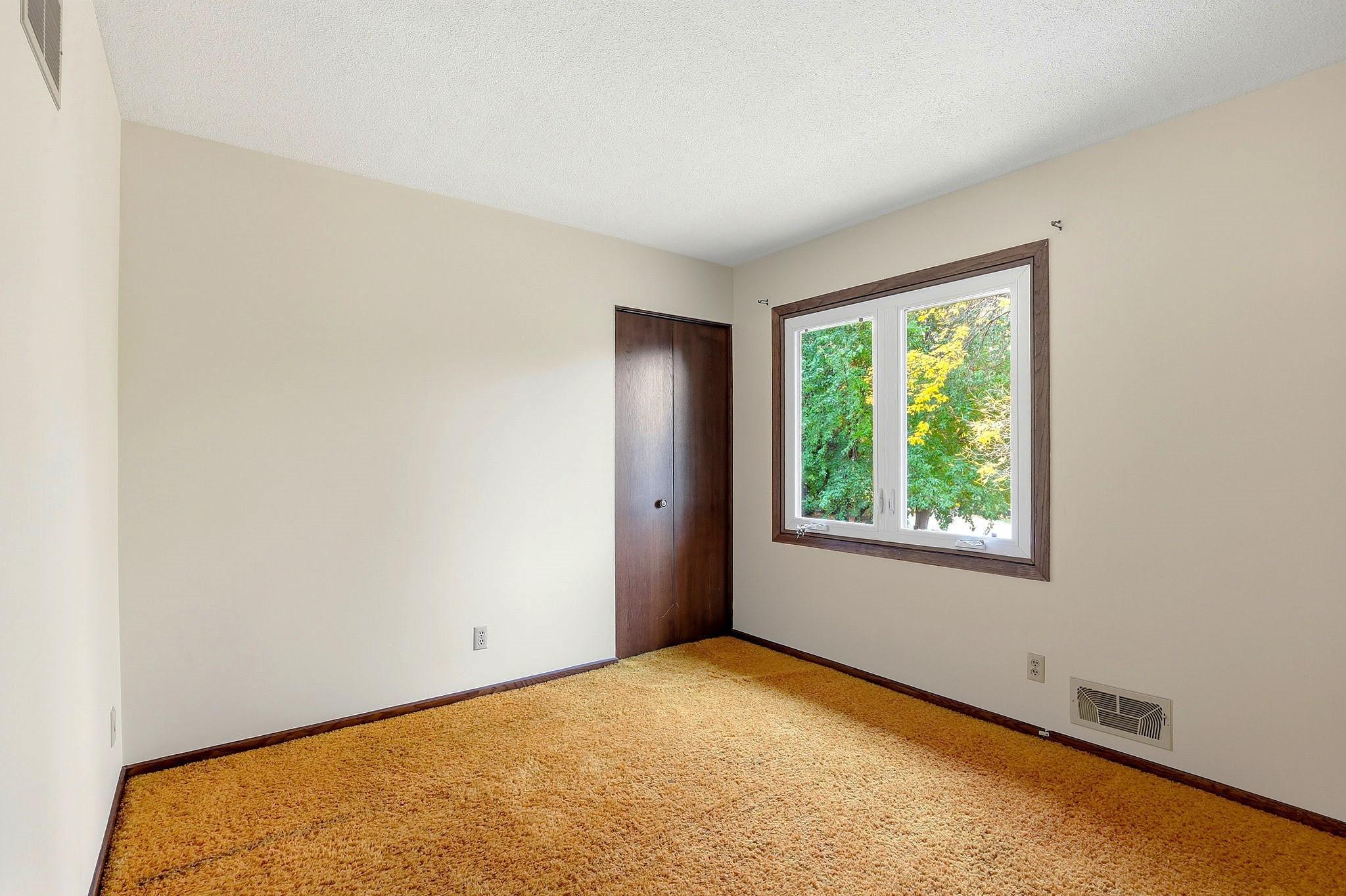 View of Residential at 7100 Ivystone Avenue, Cottage Grove MN 55016, Cottage Grove (32 of 51) - Mike Wilen | Minnesota Team Real Estate