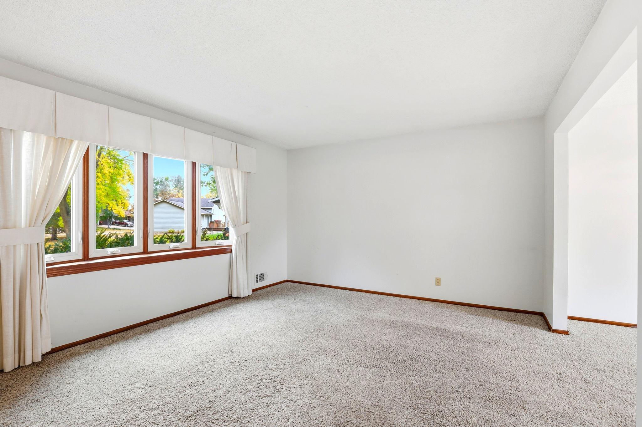 View of Residential at 7100 Ivystone Avenue, Cottage Grove MN 55016, Cottage Grove (13 of 51) - Mike Wilen | Minnesota Team Real Estate