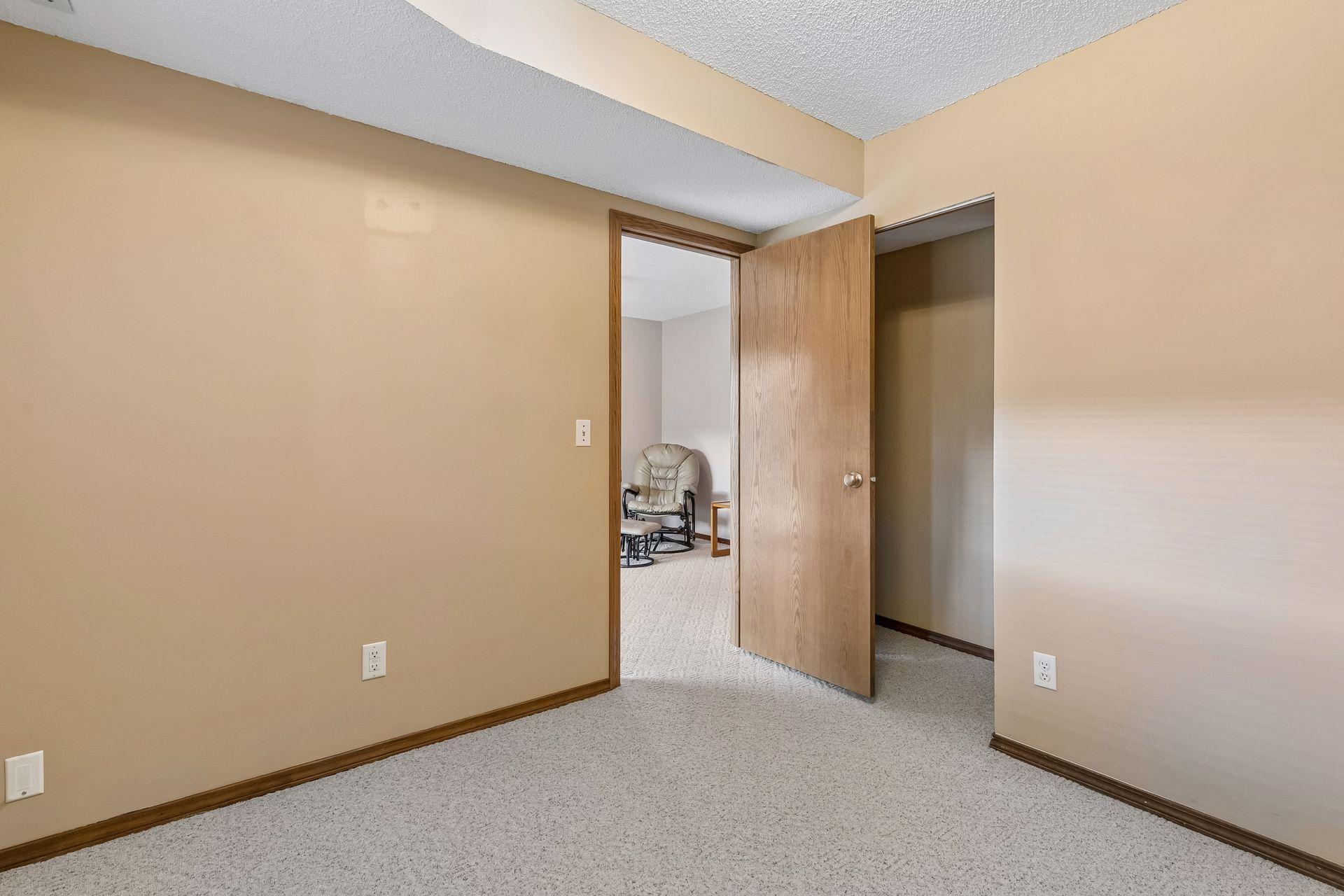 View of Residential at 12805 Morgan Avenue, Burnsville MN 55337, Burnsville (27 of 34) - Mike Wilen | Minnesota Team Real Estate