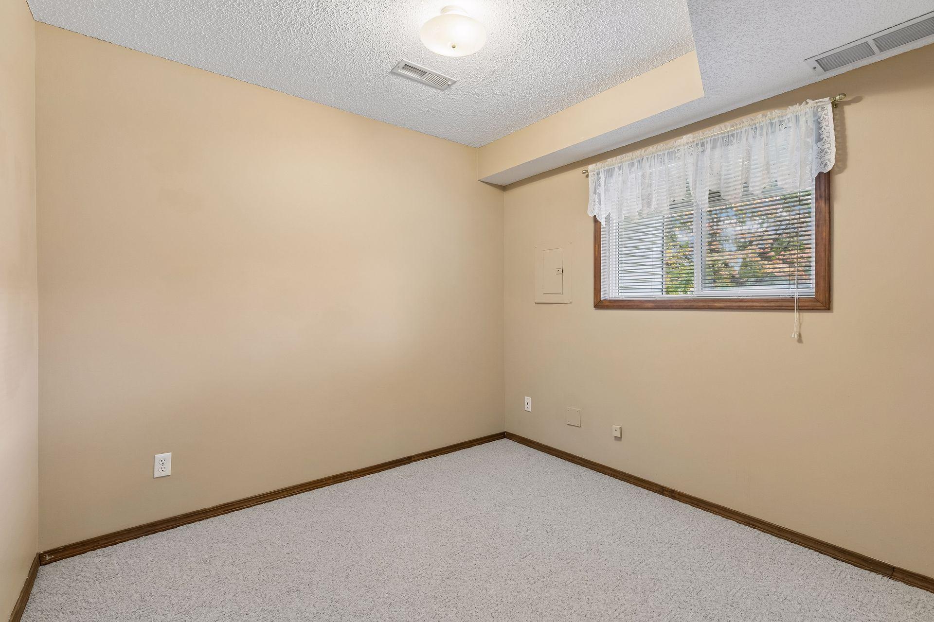 View of Residential at 12805 Morgan Avenue, Burnsville MN 55337, Burnsville (26 of 34) - Mike Wilen | Minnesota Team Real Estate