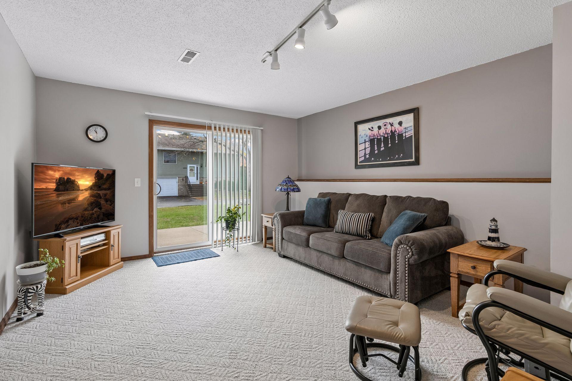 View of Residential at 12805 Morgan Avenue, Burnsville MN 55337, Burnsville (23 of 34) - Mike Wilen | Minnesota Team Real Estate