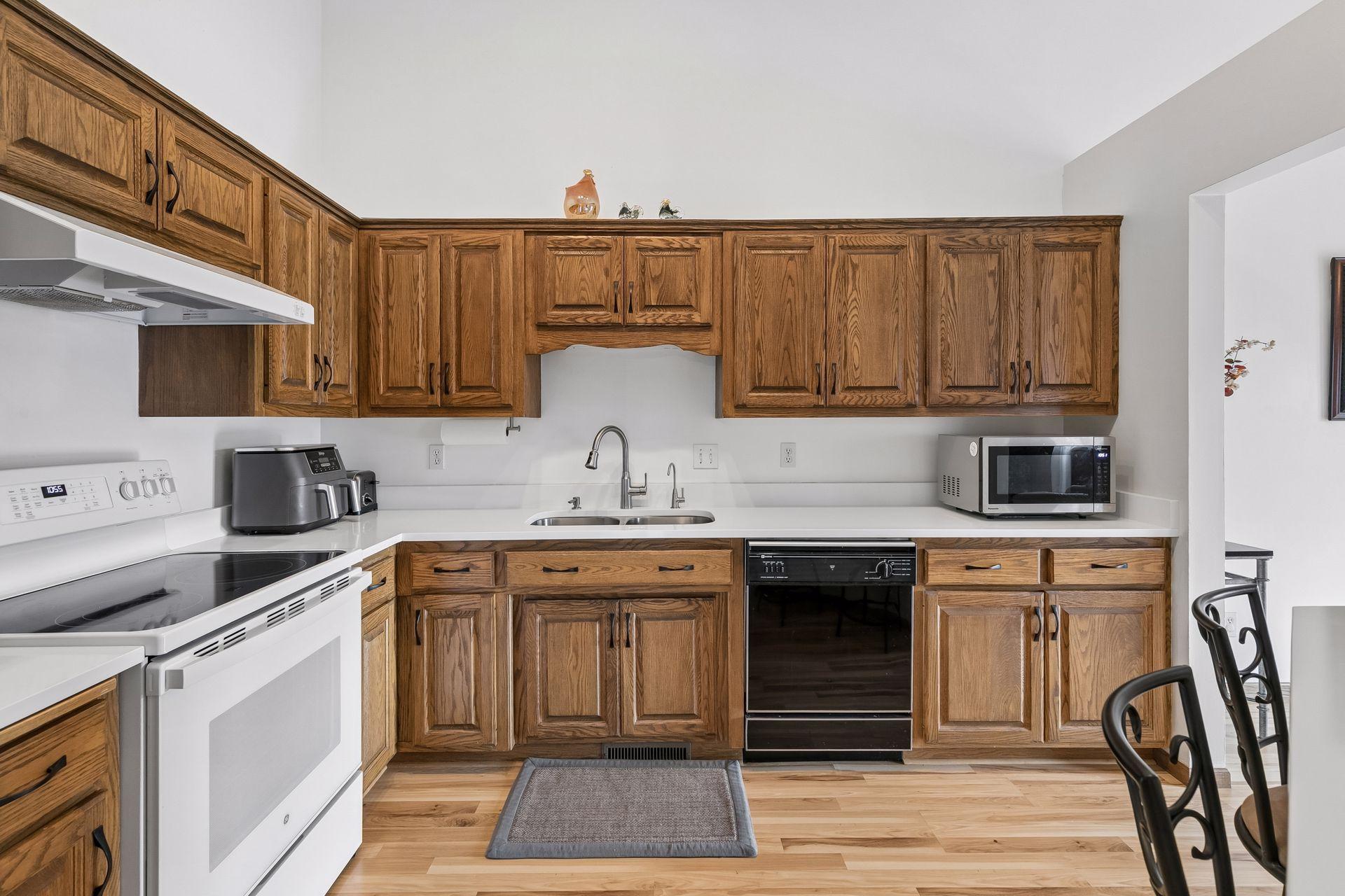 View of Residential at 12805 Morgan Avenue, Burnsville MN 55337, Burnsville (13 of 34) - Mike Wilen | Minnesota Team Real Estate