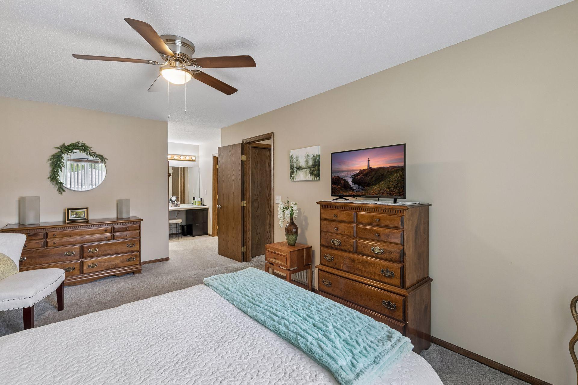 View of Residential at 12805 Morgan Avenue, Burnsville MN 55337, Burnsville (33 of 34) - Mike Wilen | Minnesota Team Real Estate