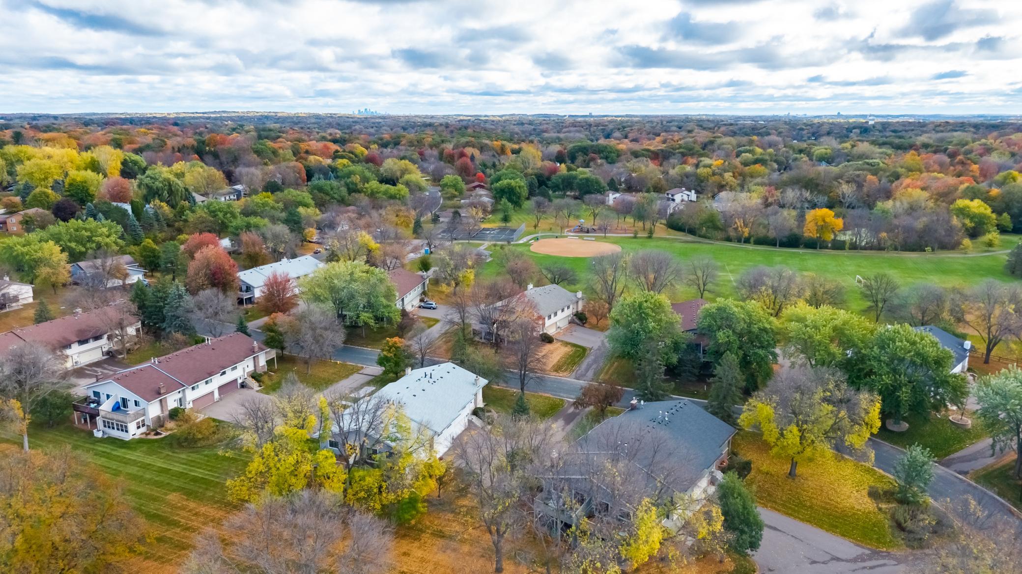 View of Residential at 7112 Pontiac Circle, Chanhassen MN 55317, Chanhassen (26 of 28) - Mike Wilen | Minnesota Team Real Estate