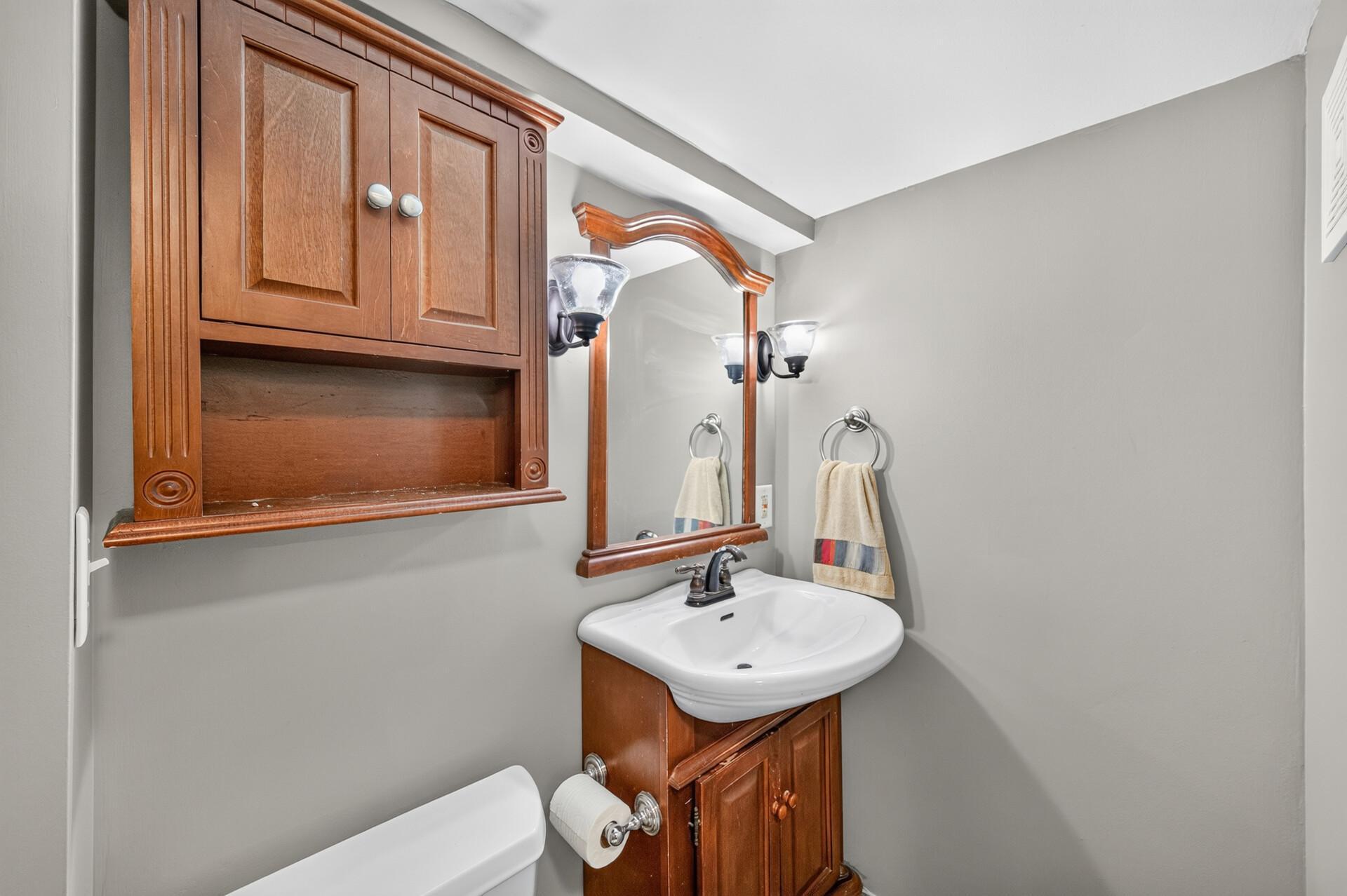 View of Residential at 3346 Cleveland Street, Minneapolis MN 55418, Minneapolis (26 of 36) - Mike Wilen | Minnesota Team Real Estate